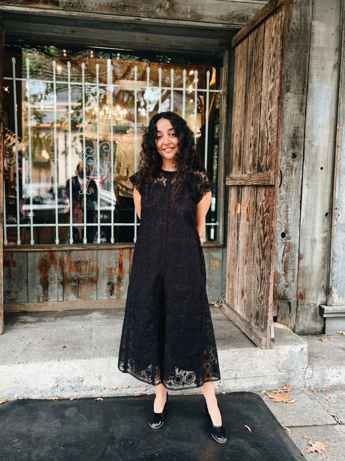 Welcome to weekend ✌ of our winter sale! Dresses anyone?

Selections from:
@proche_studio 
@rachelcomey
@henrikvibskov