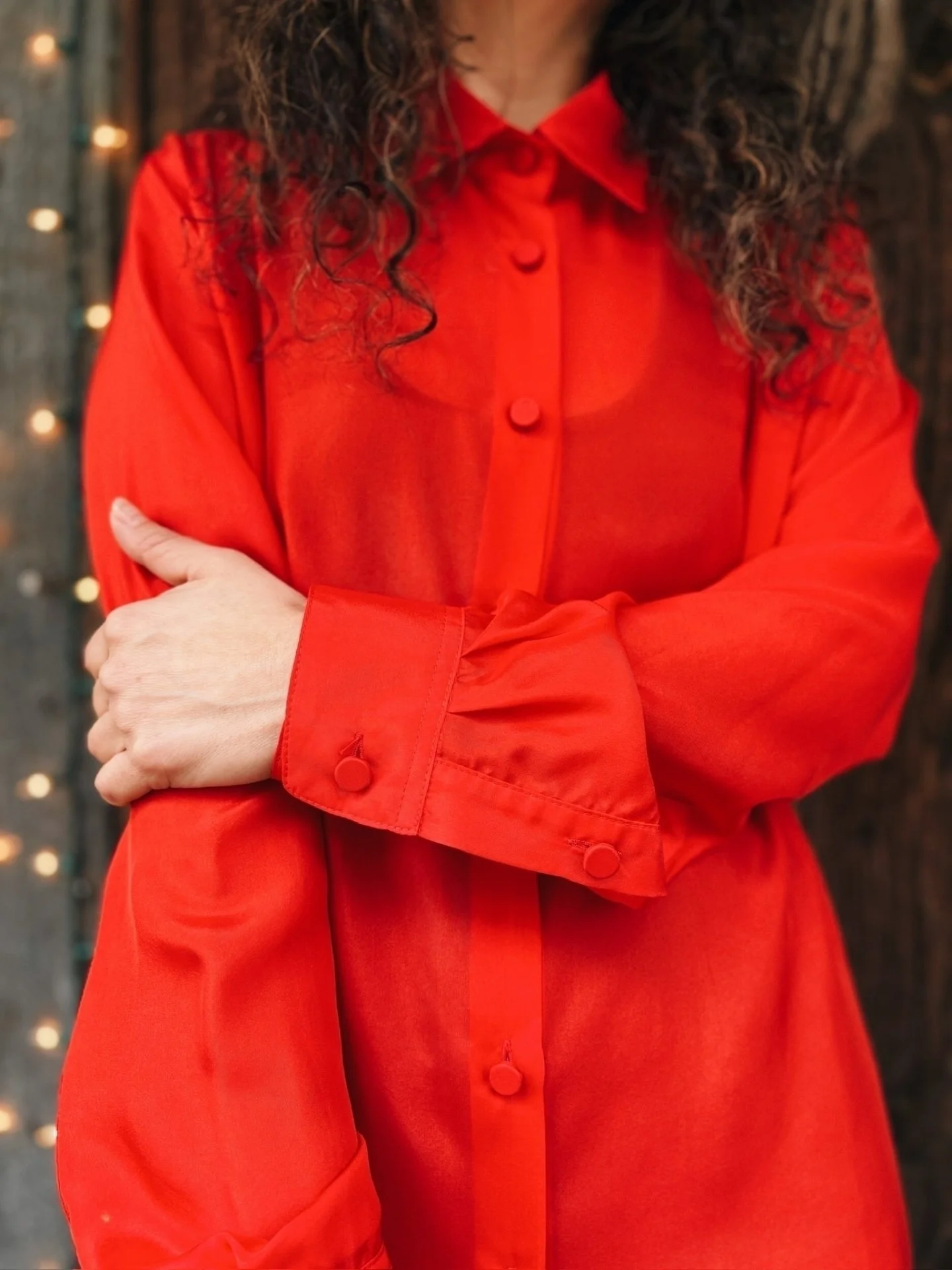 The Quinney Shirt in Red Washed Silk from @rachelcomey ❤&zwj;🔥