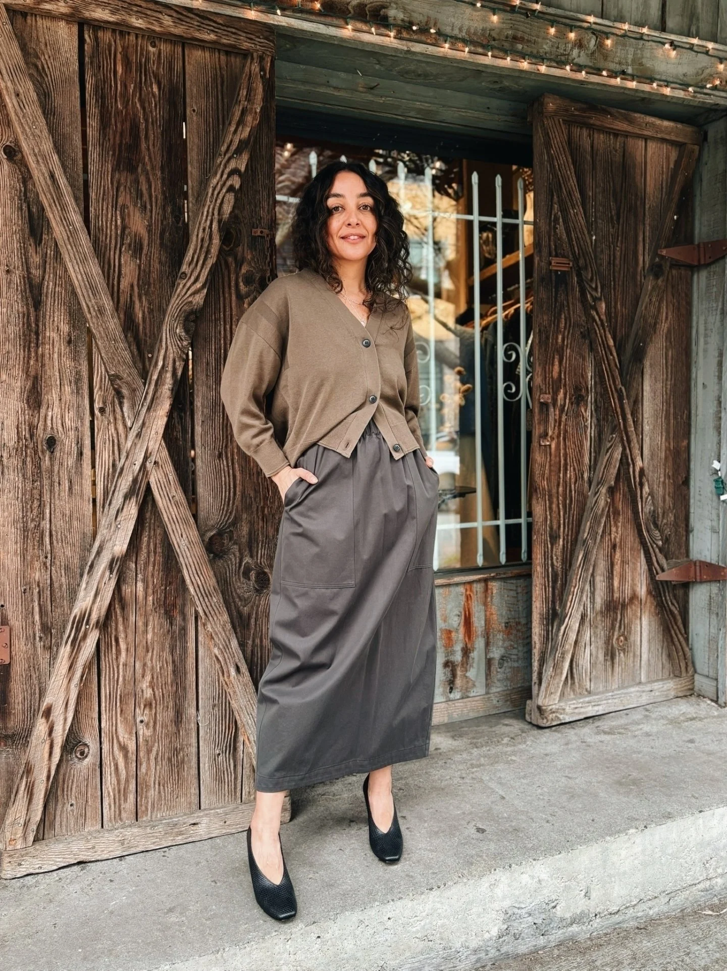 Cotton Knit Cardigan and A-Line Skirt from @nicholsonandnicholson 🤎