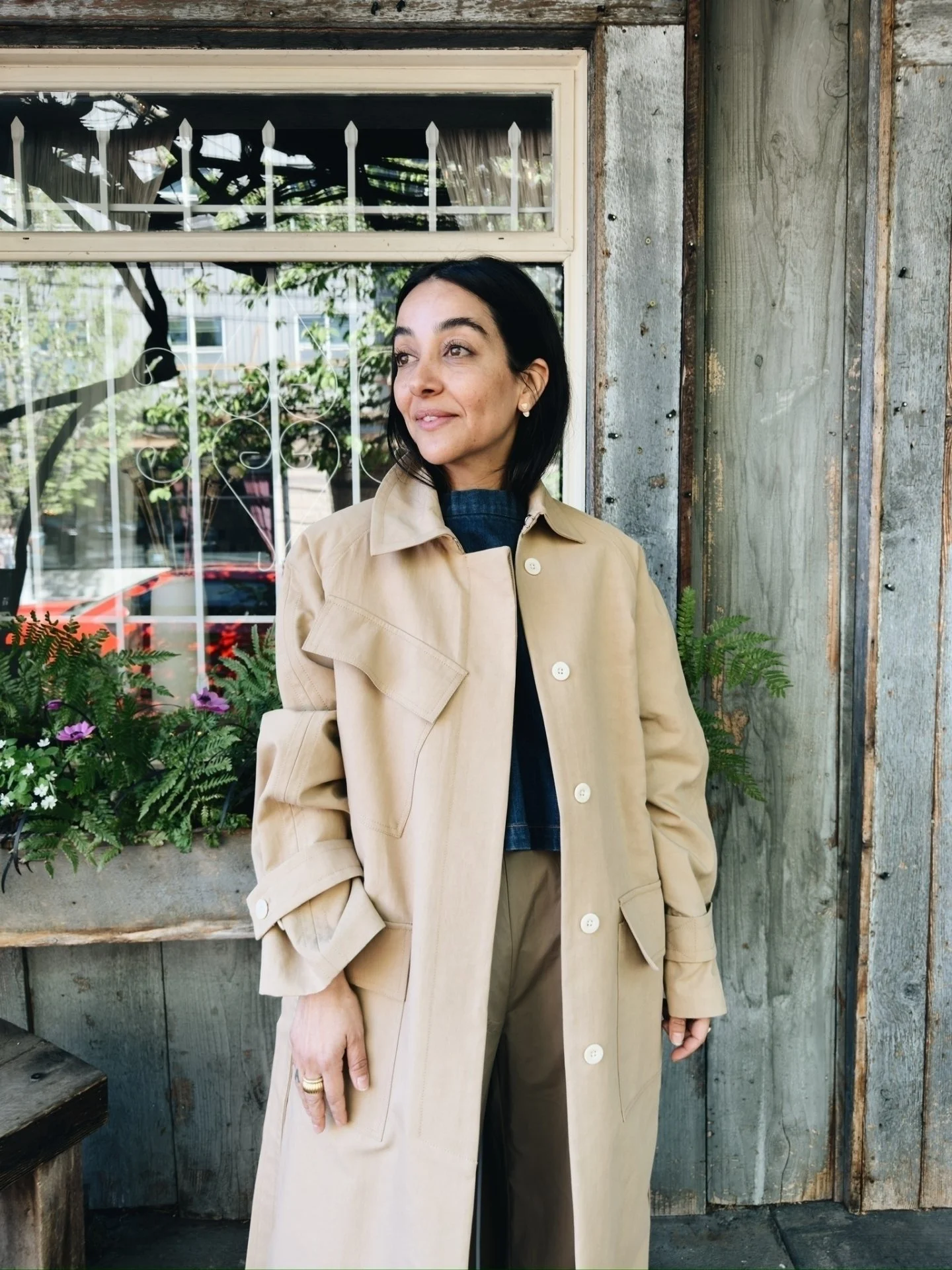 The @rachelcomey Alves Trench in cotton gabardine 🧥

We're closed this weekend- see you on Tuesday!