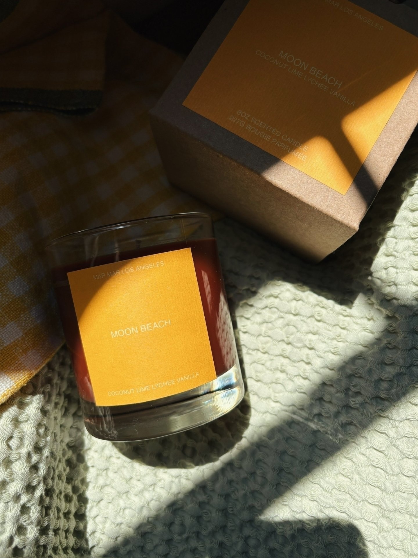 Restock and new scent from @marmarlosangeles 🌞🥥

Warm, iridescent, nectarous, with notes of coconut, vanilla, lime, and lychee. Moon Beach represents the feeling of grounding into the sand and connecting a natural rhythm 🌊