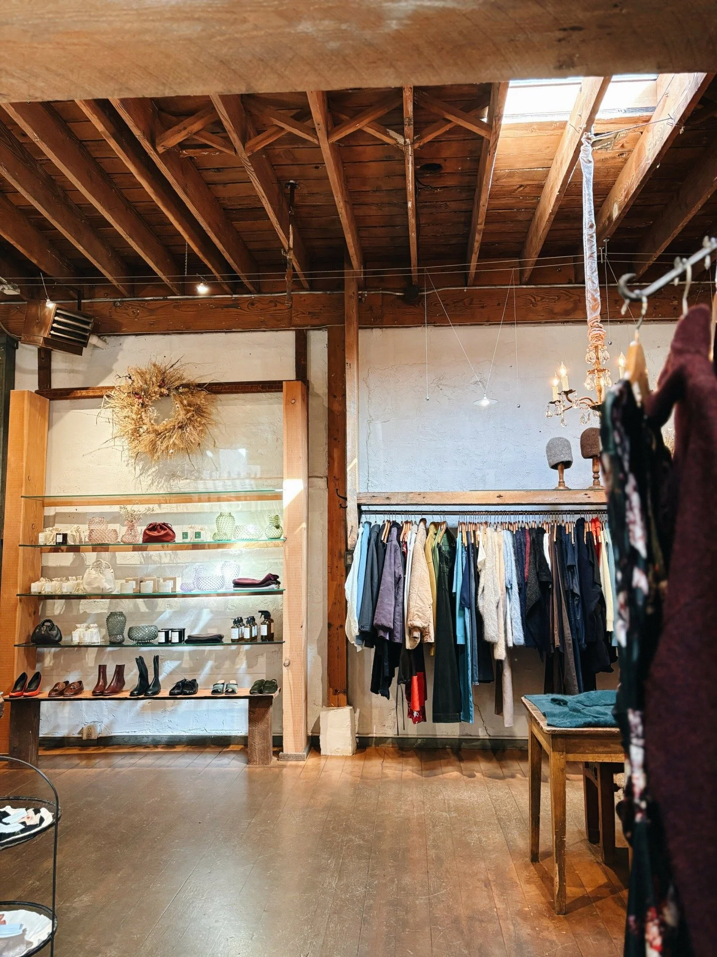 Open today 11-6  with all of the Fall/Winter arrivals! Coats, sweaters, hats, and on and on 💃