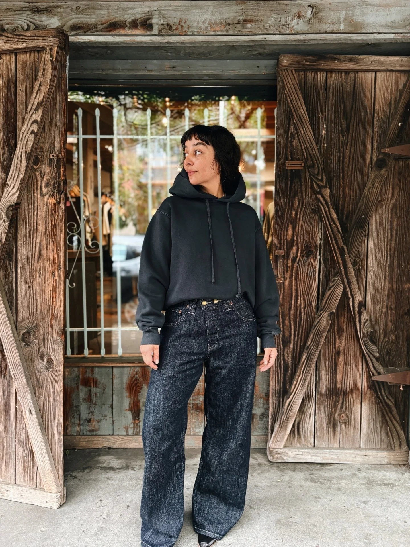 @b_sides_jeans Hoodie in Vintage Black Overdye &amp; Vic Jean in Indigo Rinse 🖤