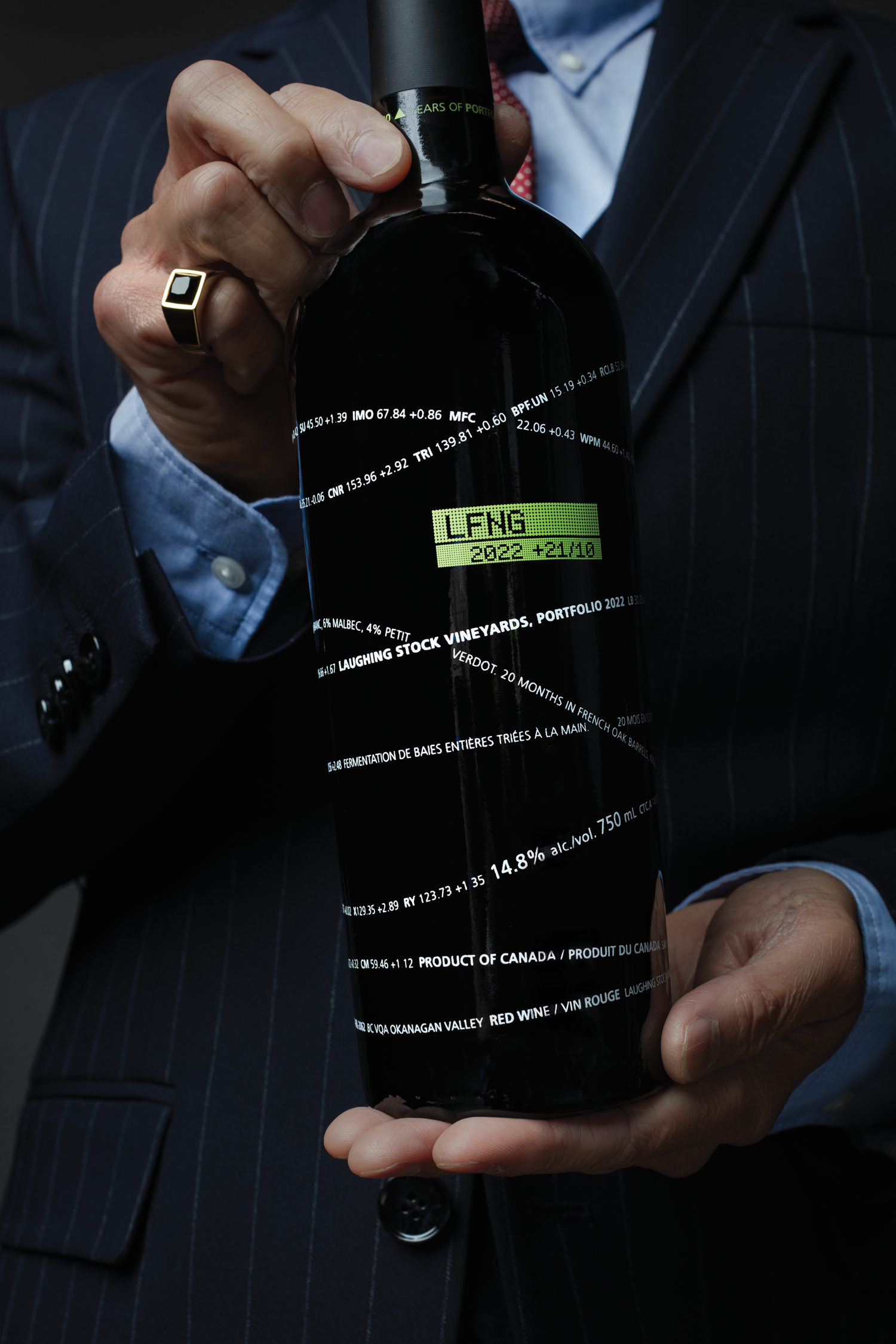 LFNG_bottle-and-hand.png