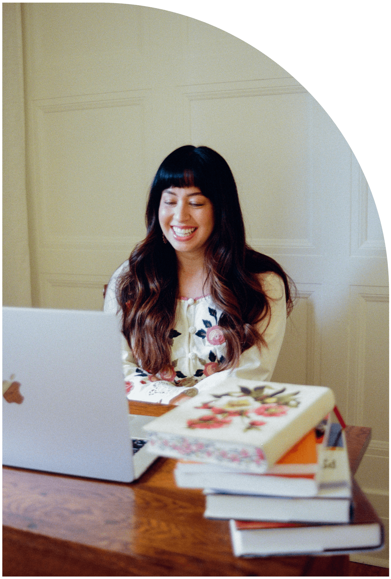 Therapist Amalia Miralrio smiling on call