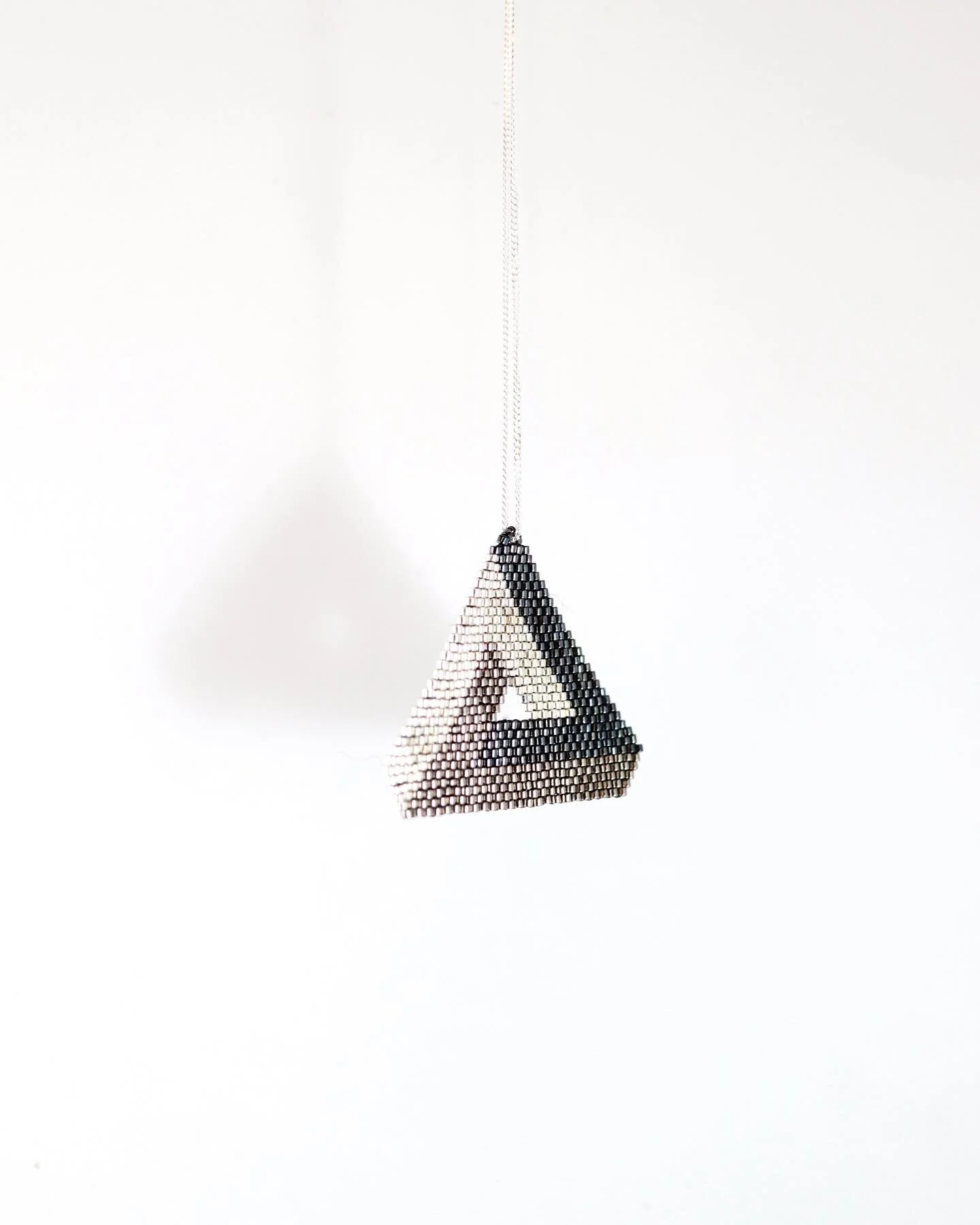 F6DFED4D-2BE2-4894-B6CA-0F44BDF3FEF6