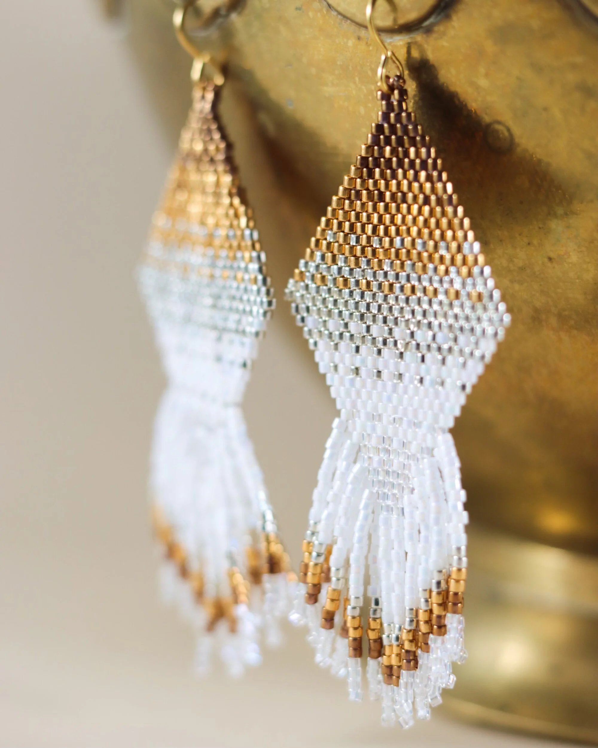 2F065DB0-5D4A-4F5E-A181-F10A8155BA60