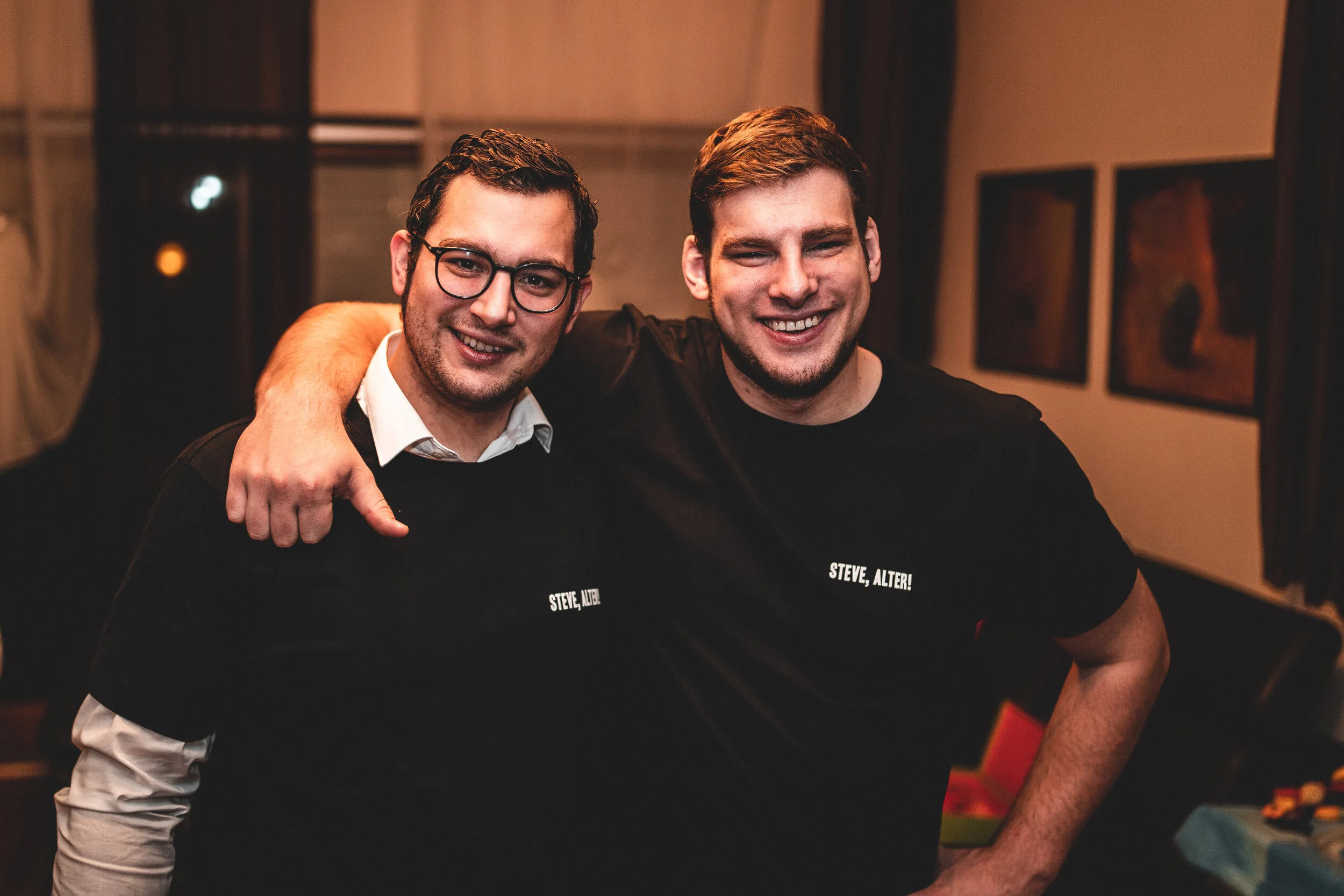 Willst du nicht mal was mit deinem Studium machen?