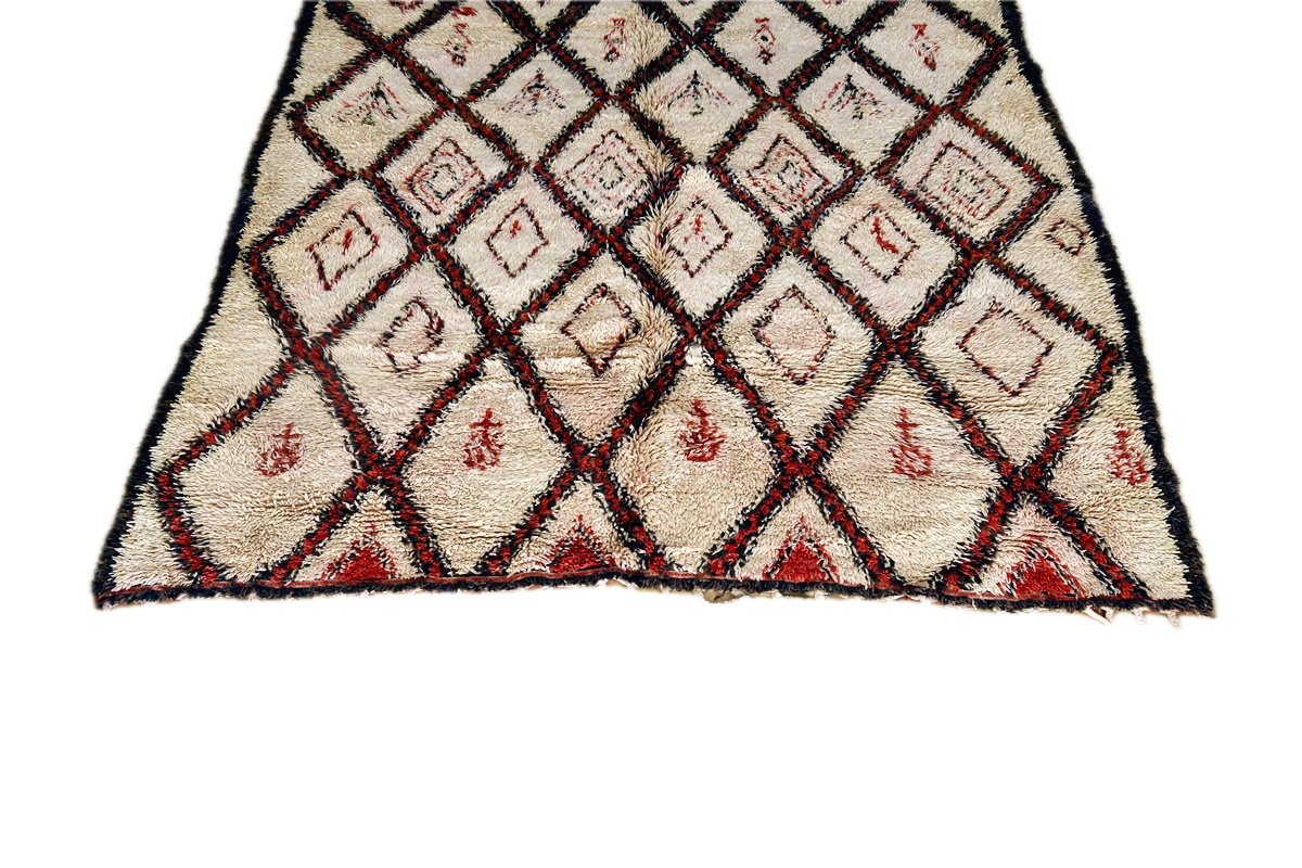 Marmoucha-Vintage-Moroccan-Rug00012.png