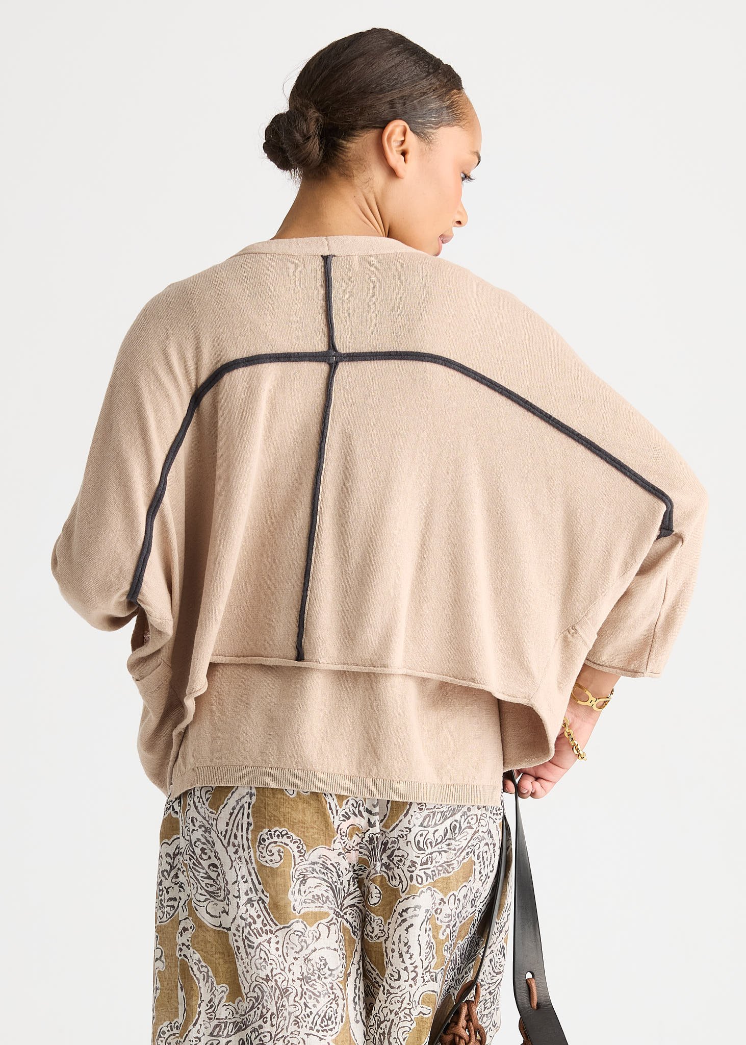 LD-and-Co-Offest Cardi-LC8862 NATURAL CottonWool (1).jpg