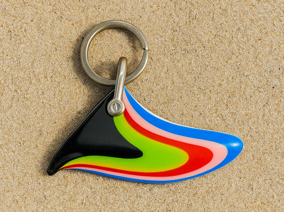 PC-SURF-DESIGN-FIN-KEYRING-BLACK-C-COTTONWOOL.png