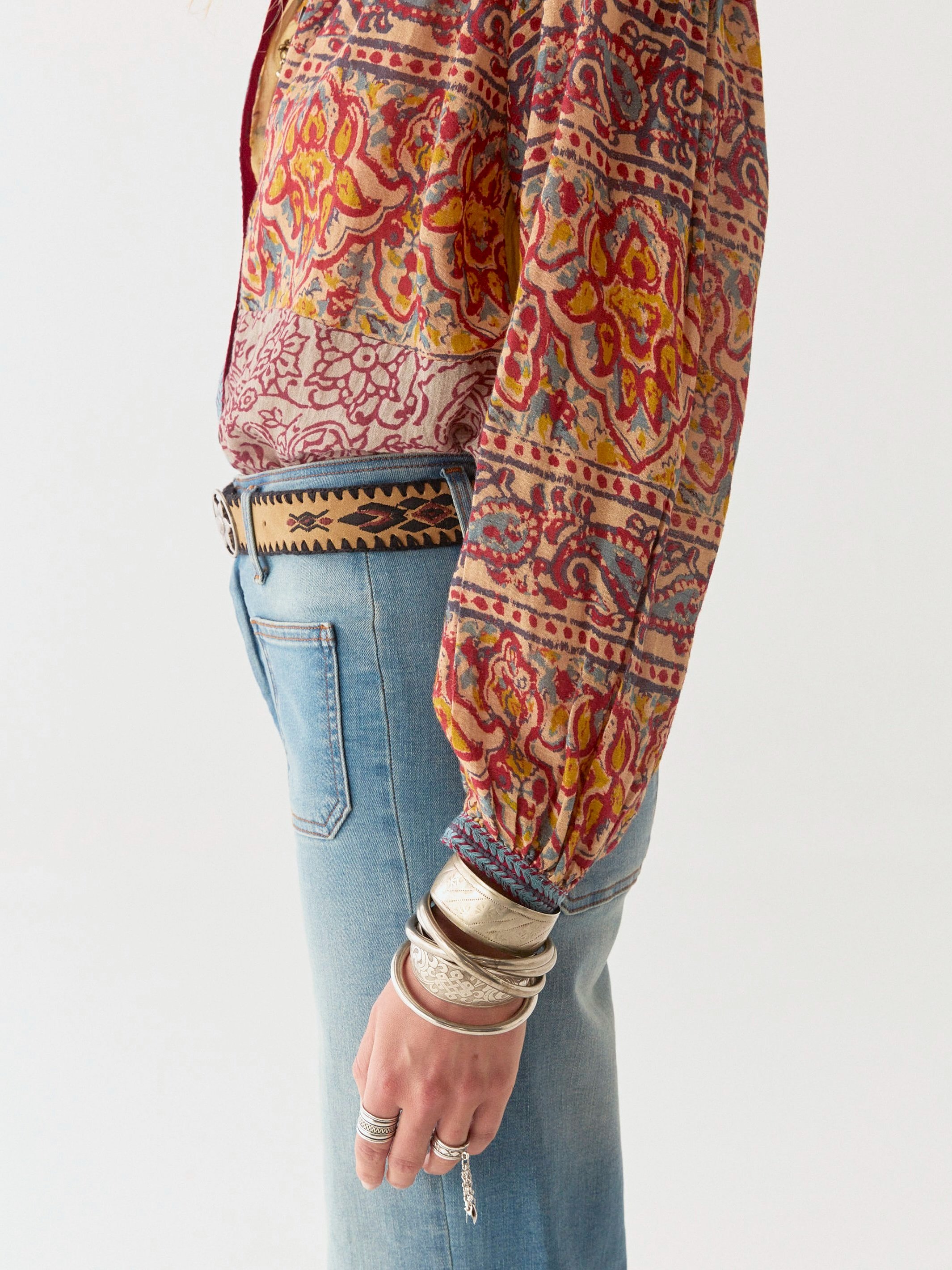 MAISON+HOTEL+-+E-COMM+SS26+-+DAY+5_015+MULLUMBIMBY+LEANDRA_EDNA+DENIM_AGUSTINA_KRISHNA+TOBACCO_1597.jpg