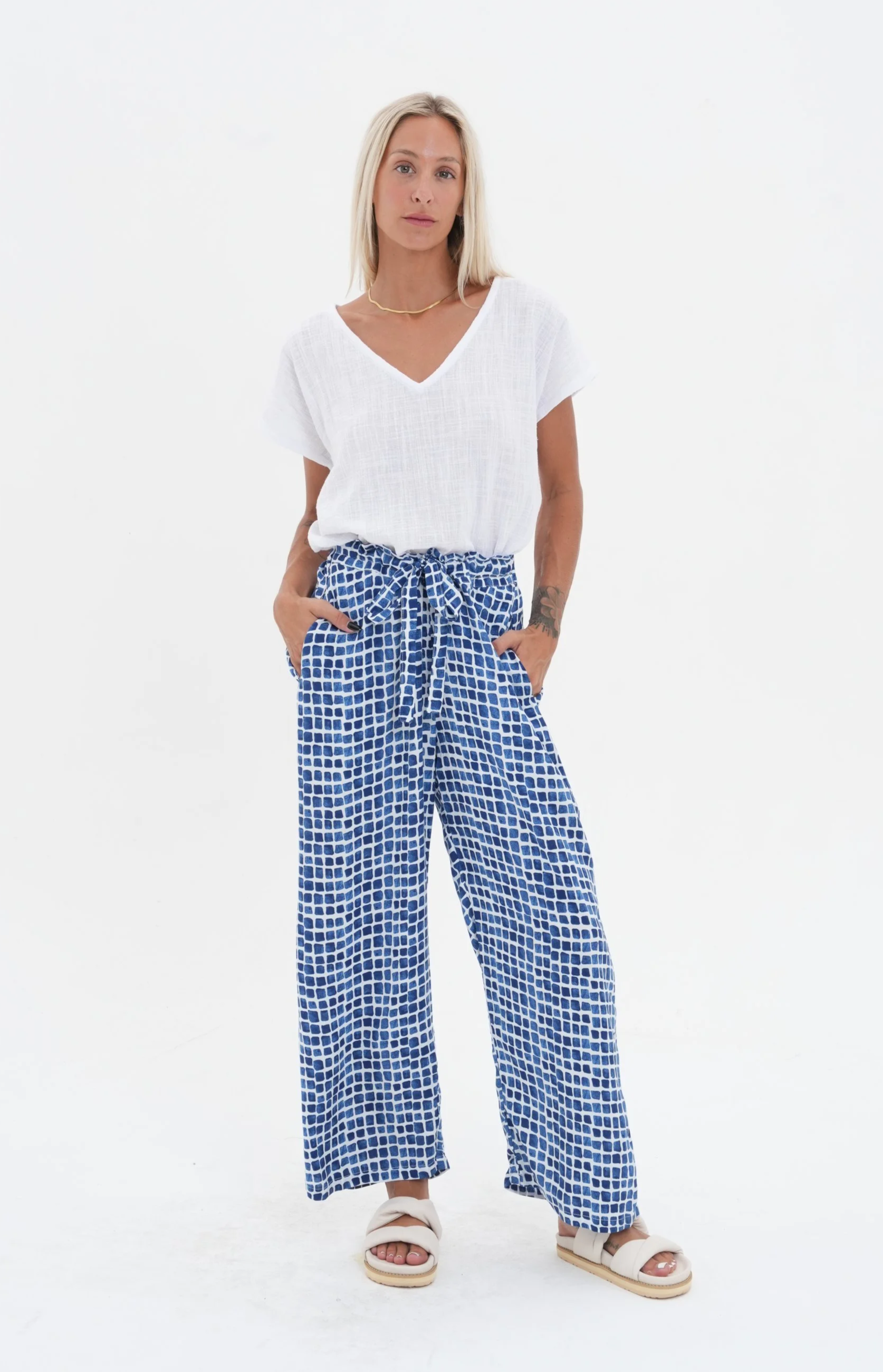 Carbon-C4037-Marika-Pants-Blue-CottonWool