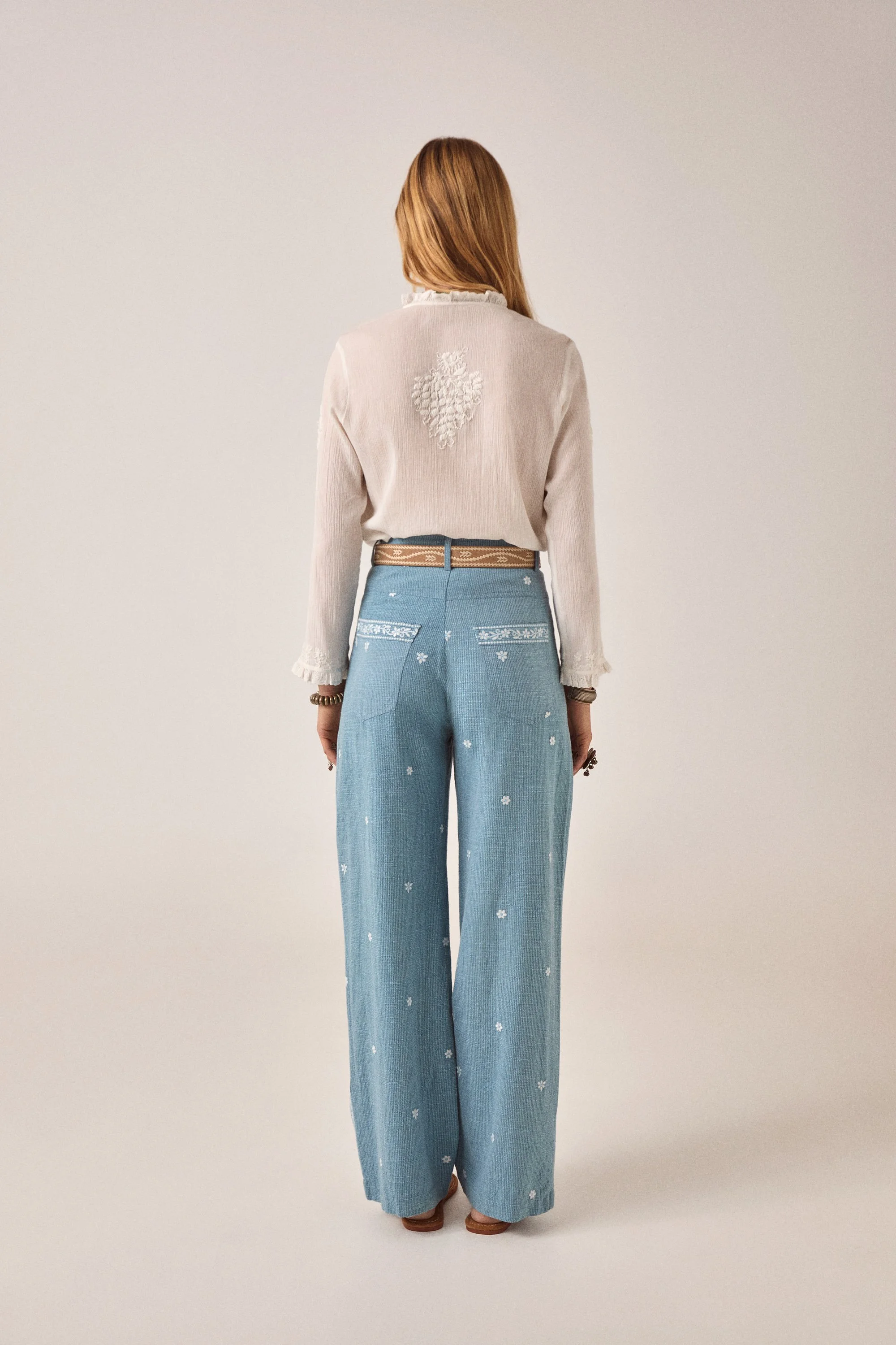 Maison-Hotel-Gabriela-Blouse-Off-White-CottonWool (1).jpg
