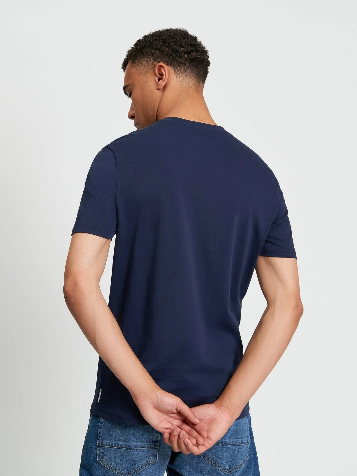 Ben-Sherman-Floral-Target-Tee-Dark-Navy-CottonWool (2).jpg