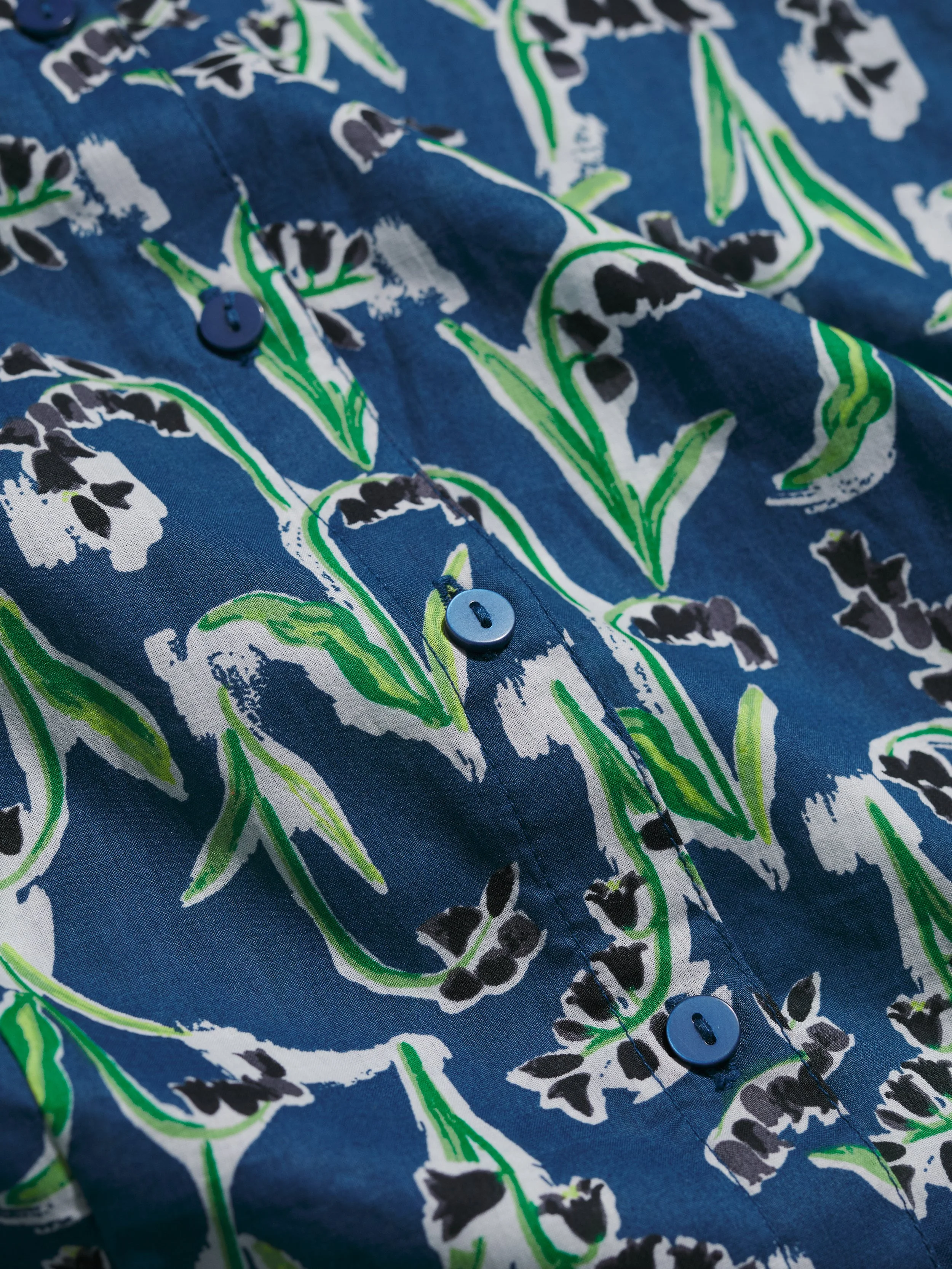 Seasalt-Rushmaker Shirt - Painty Bluebell Dark Voyage - CottonWool (1).jpg