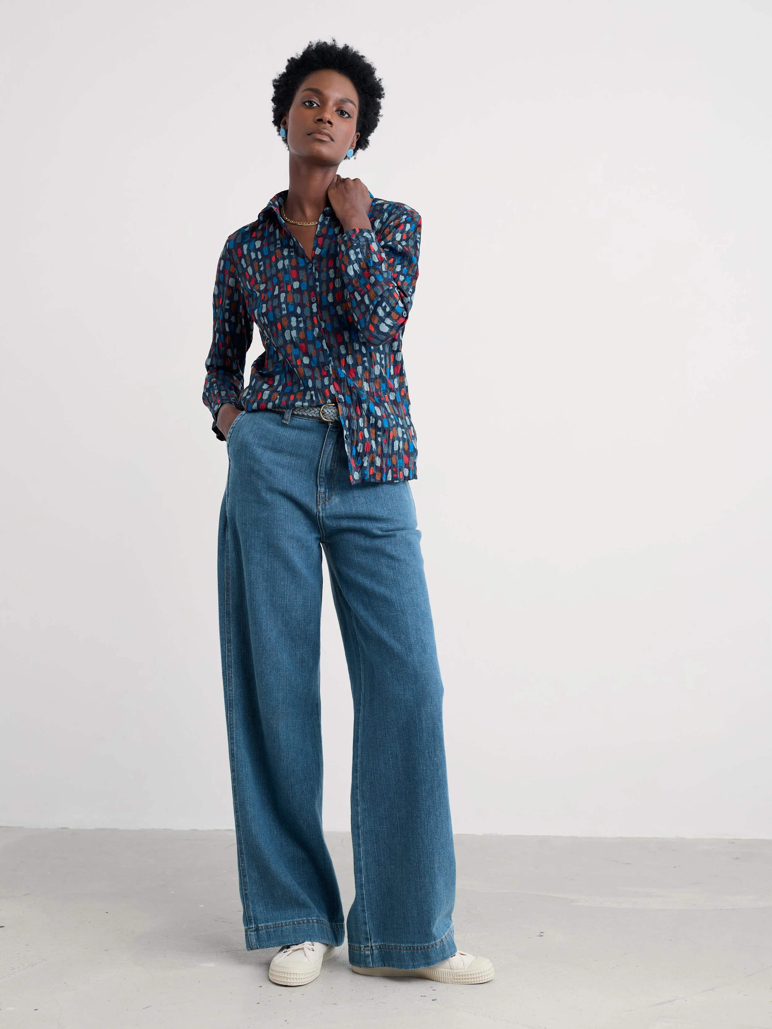 Seasalt-Larissa Shirt - Dye Strokes Dark Lugger - CottonWool (3).jpg