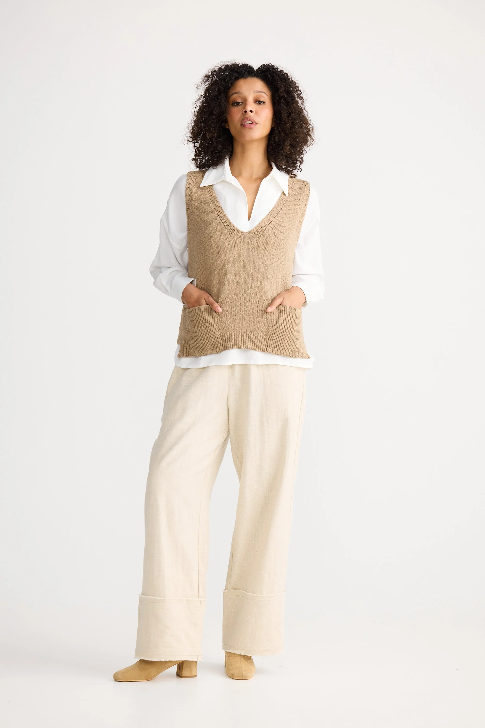 Shanty-SH26081-1_Tribeca Vest_Stone_CottonWool (4).jpg