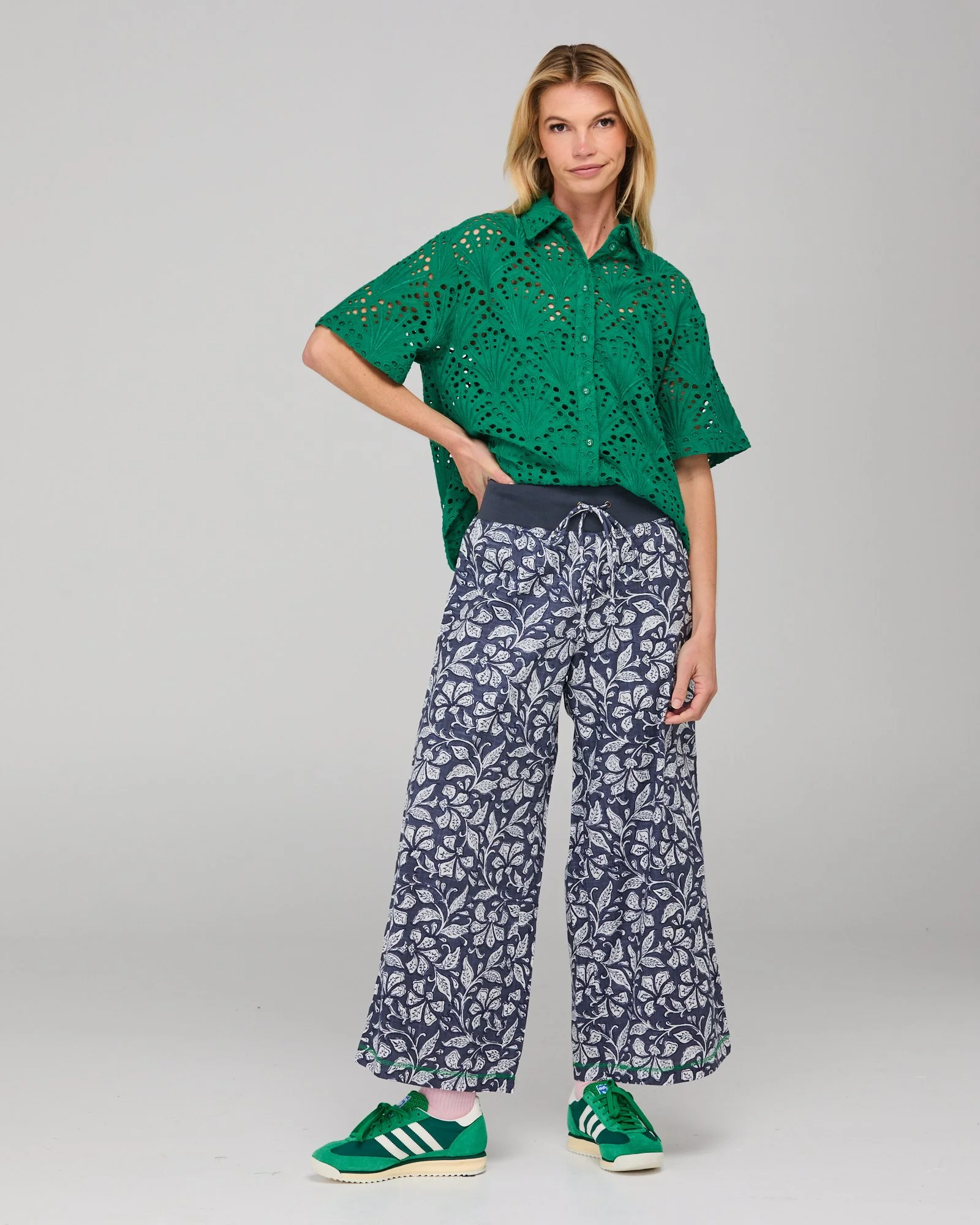 Boom-Shankar-Ria-Pants-Izumi-Navy-CottonWool (2).jpg