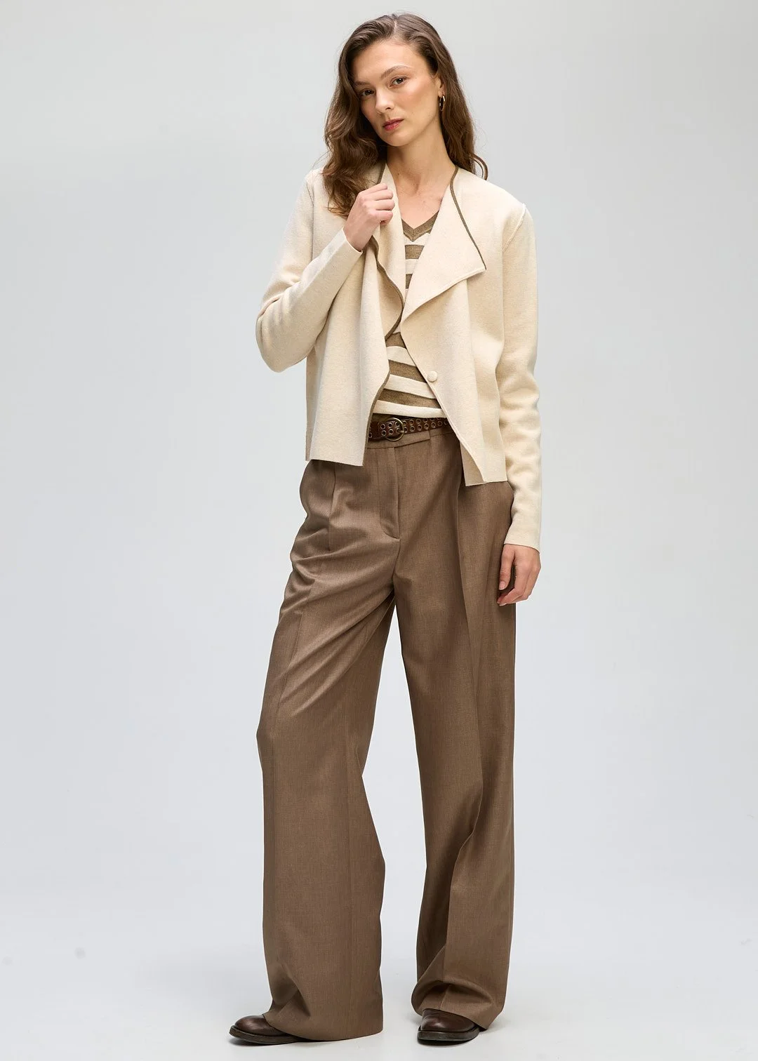 LD-and-Co-Collared-Milano-Jacket-LC8167 MACADAMIA_CottonWool (1).jpg