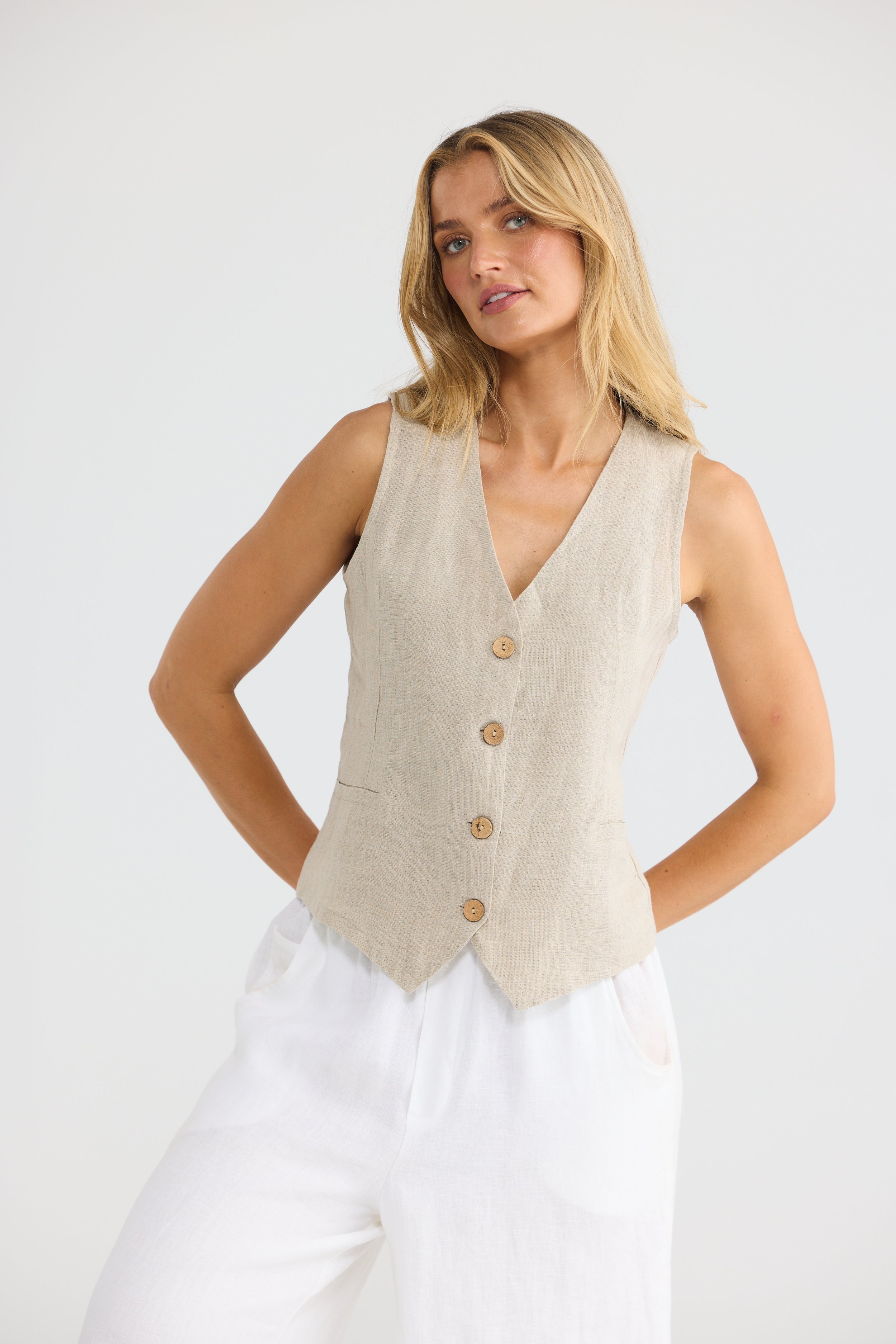 SHANTY-SH26311-1_Britta Vest_Natural Linen_CottonWool (6).jpg