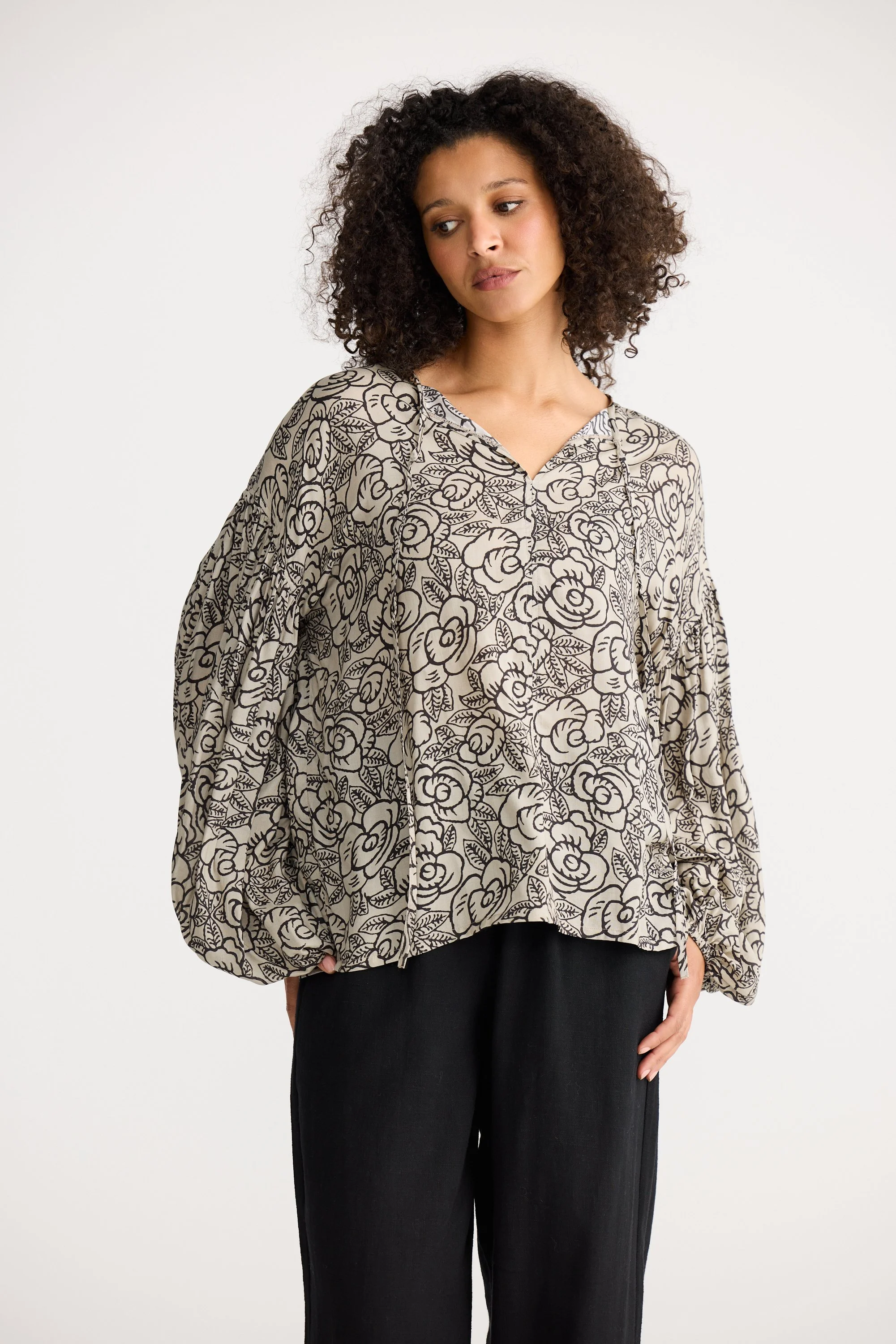 Shanty-SH26040-3_Copenhagen Top_Misty Eden Print_CottonWool (1).jpg