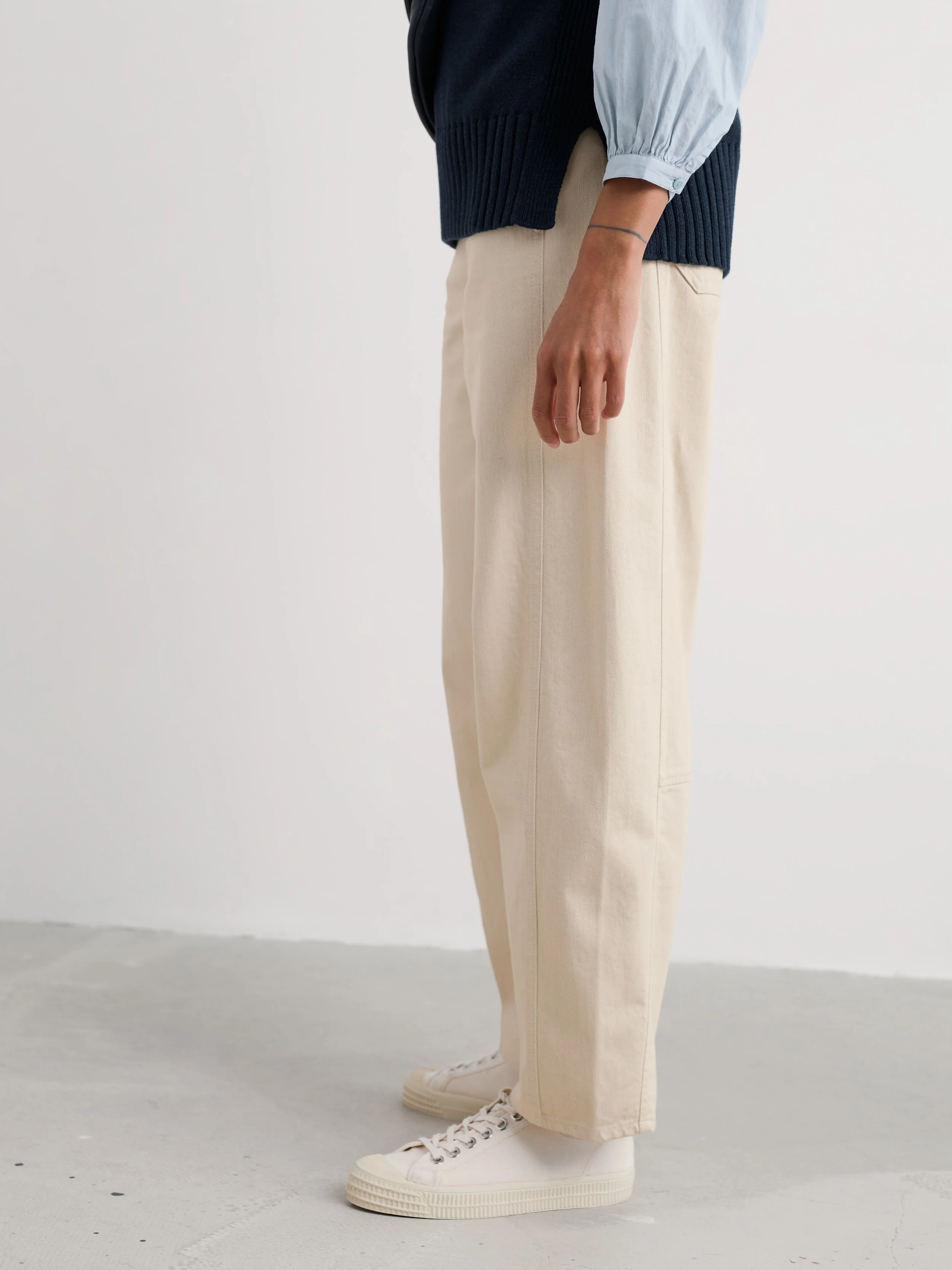 Seasalt-Gwenver Jean - Limestone - CottonWool (4).jpg
