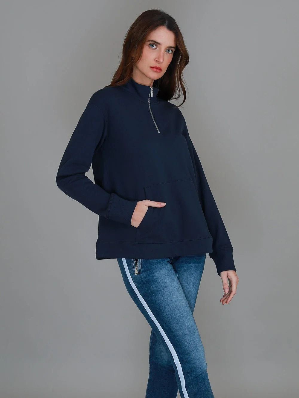 3rd-Story-Gianna-Half-Zip-Sweatshirt-Ink-CottonWool (5).jpg