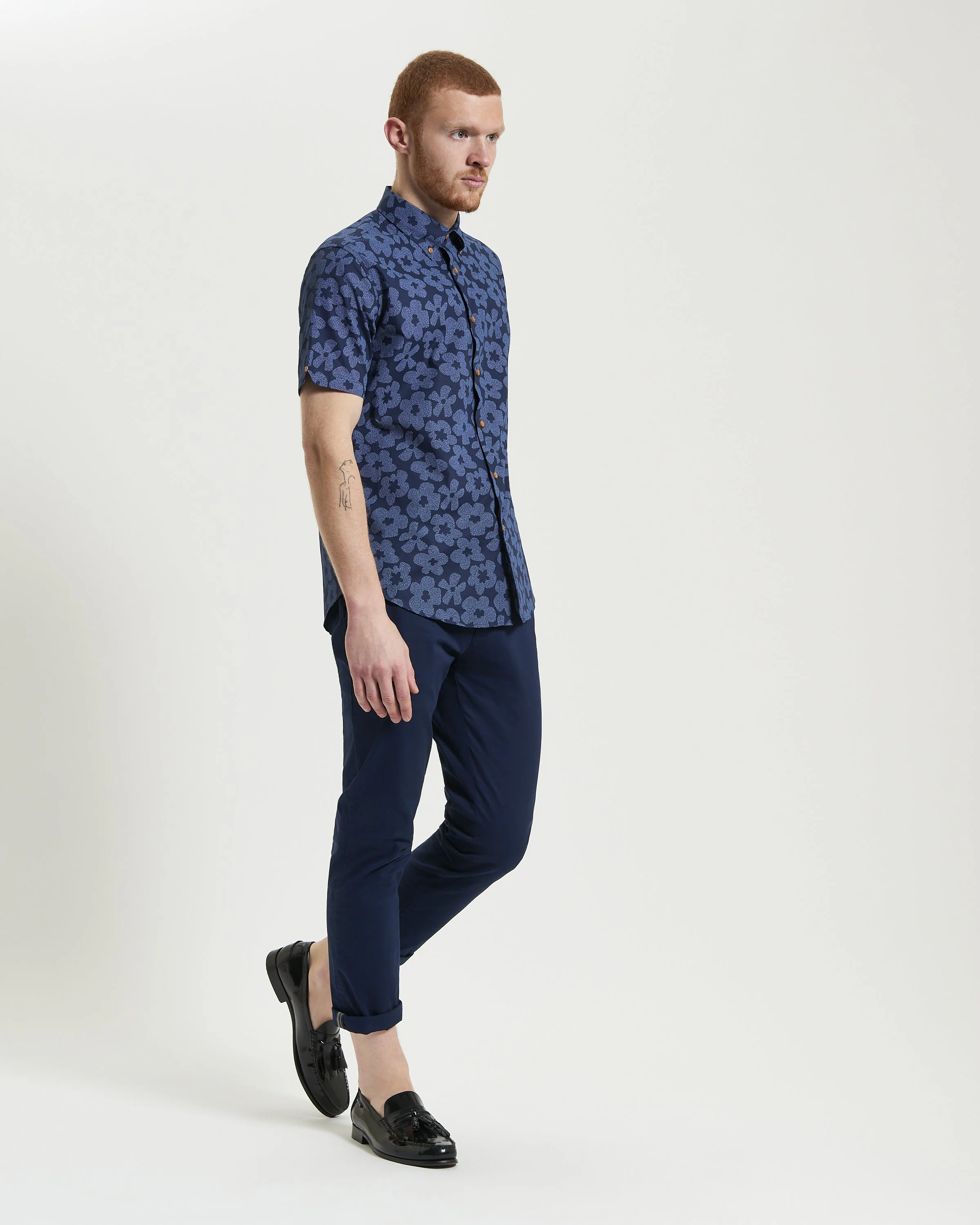 Ben-Sherman-Stipple-Floral-Shirt-CottonWool-1012432-025_4 (2).jpg