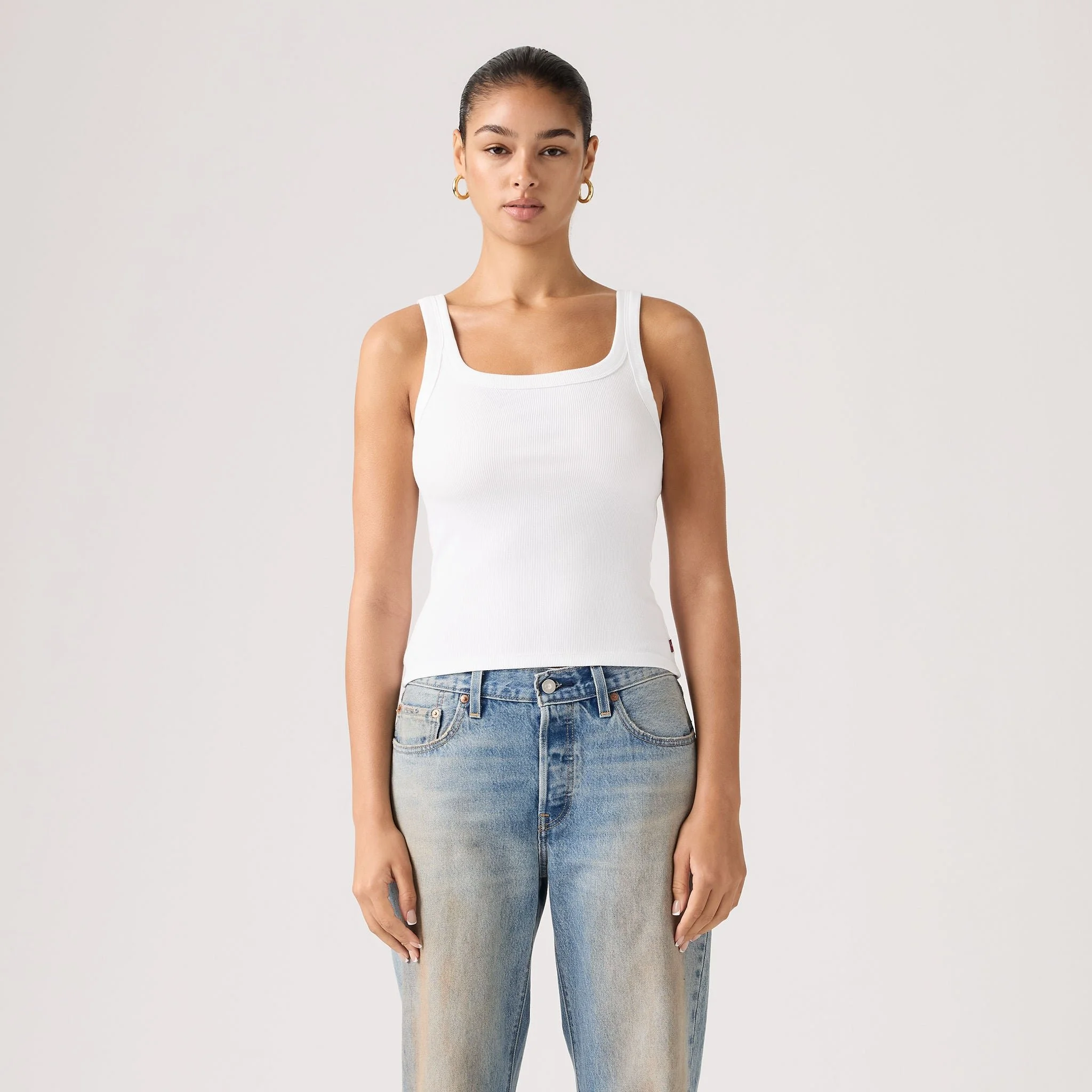 Levis-Essential-Rib-Tank-White-005IN-0000-CottonWool (4).jpg