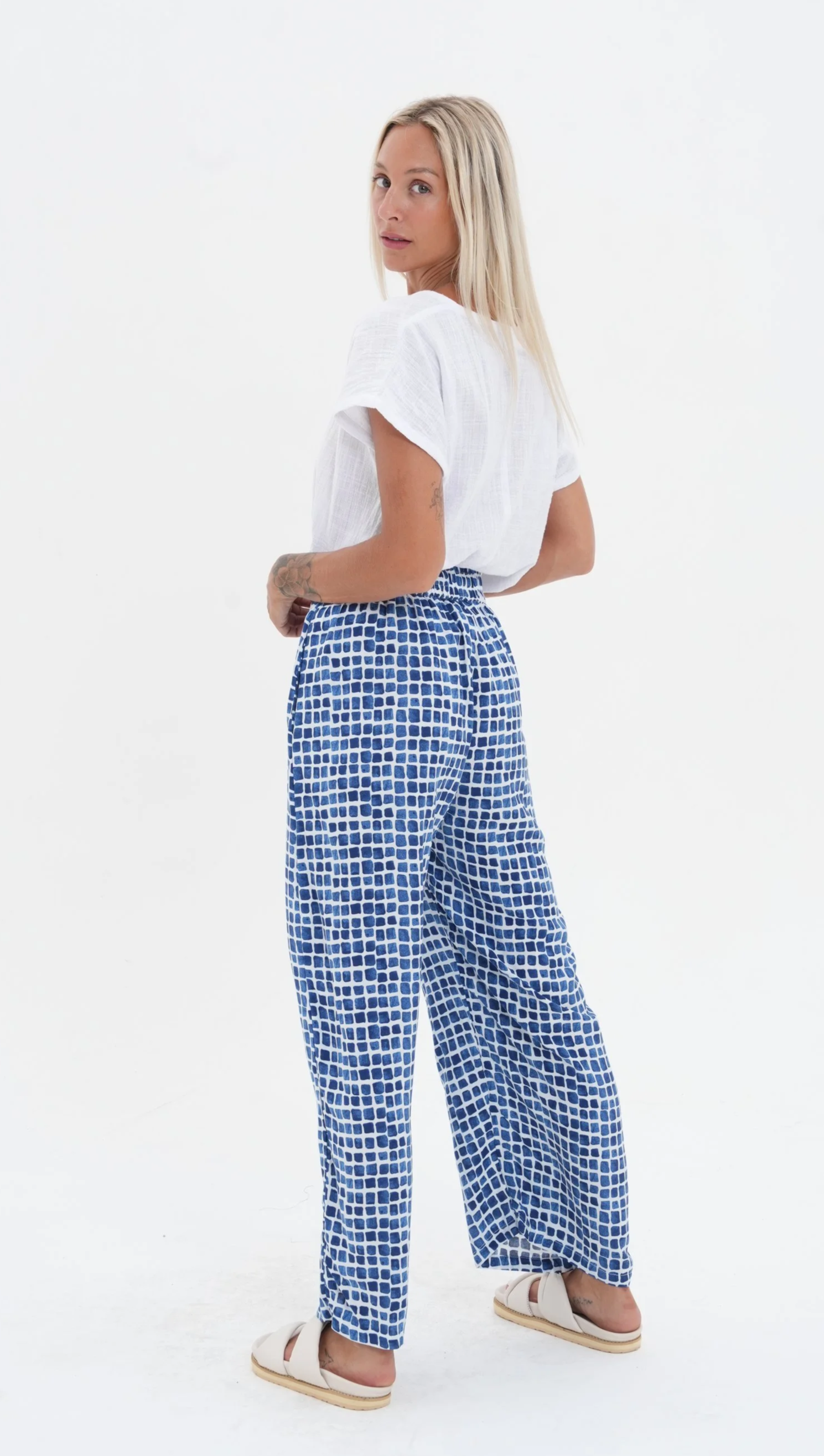 Carbon-C4037-Marika-Pants-Blue-CottonWool