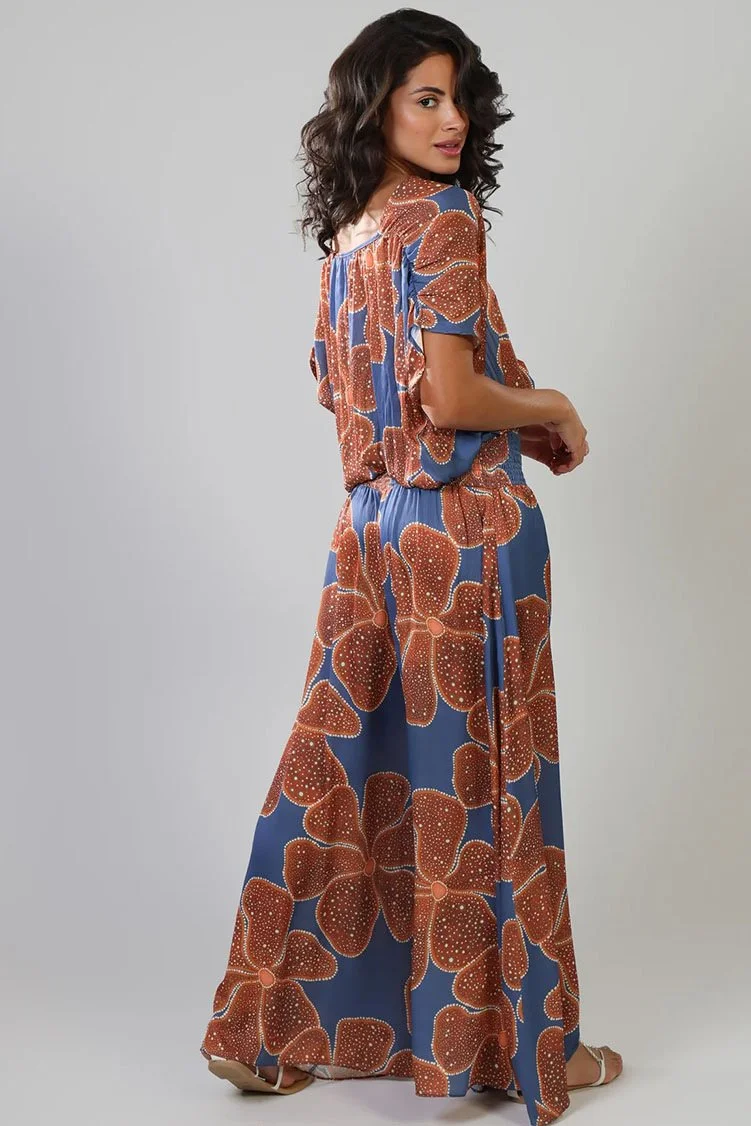 Traffic-People-Full-Bloom-Whispers-Top-Blue-CottonWool