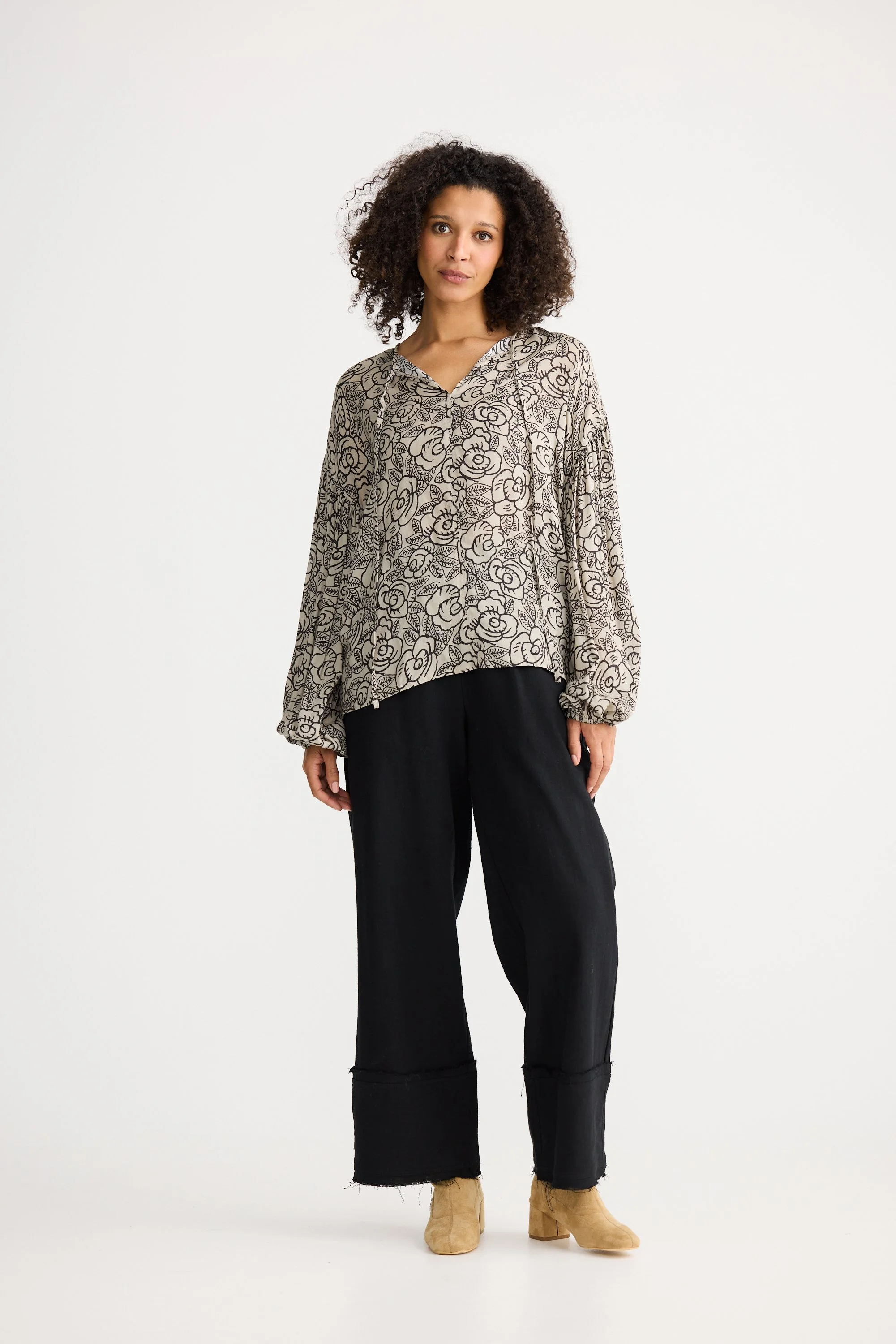 Shanty-SH26040-3_Copenhagen Top_Misty Eden Print_CottonWool (3).jpg