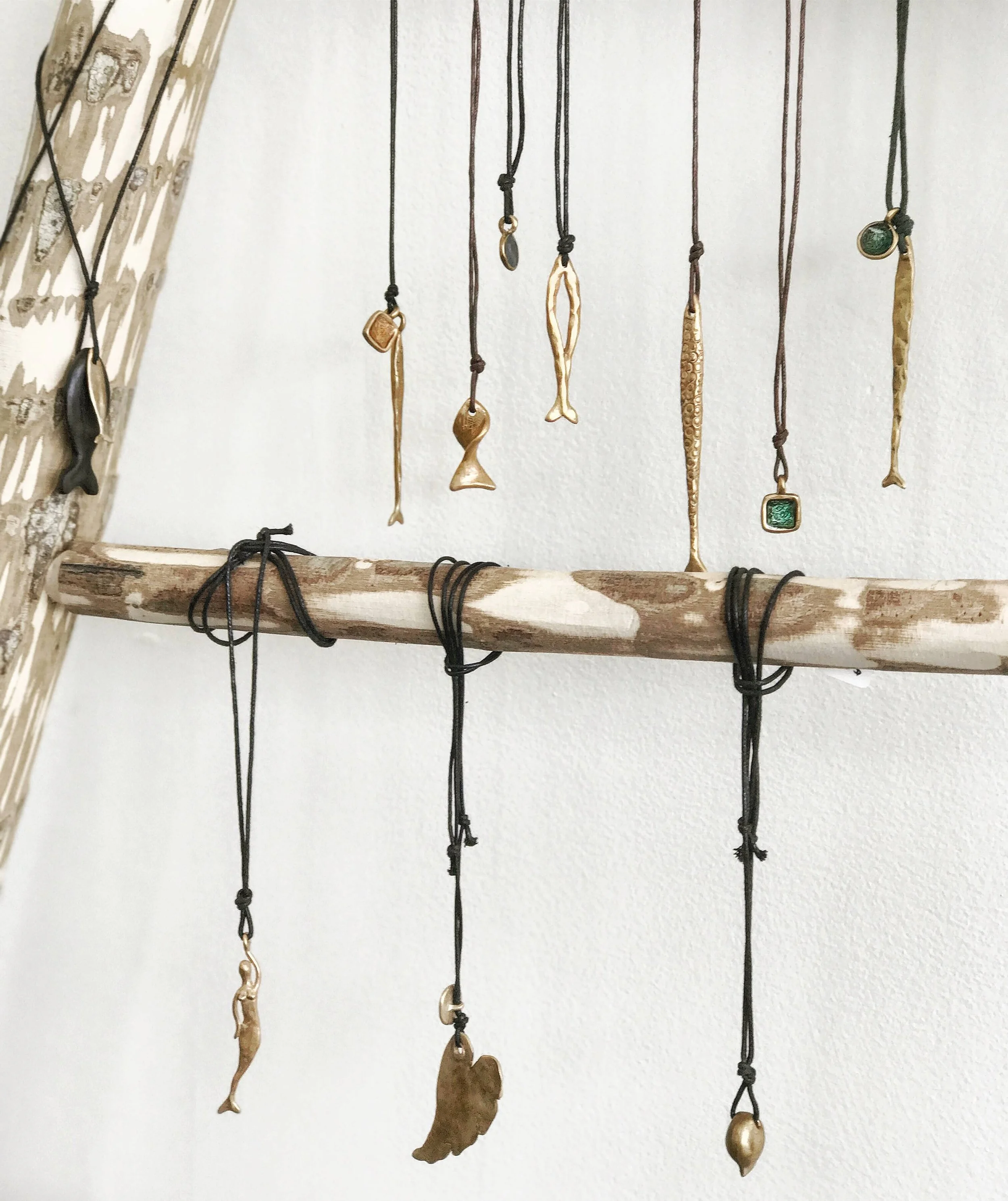 Pesci Che Volano Elena Pendant - CottonWool