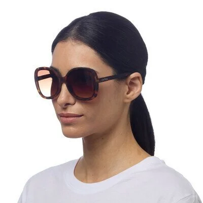 Okkia-Anna-Sunglasses-Classic-Havana-CottonWool (2).jpg