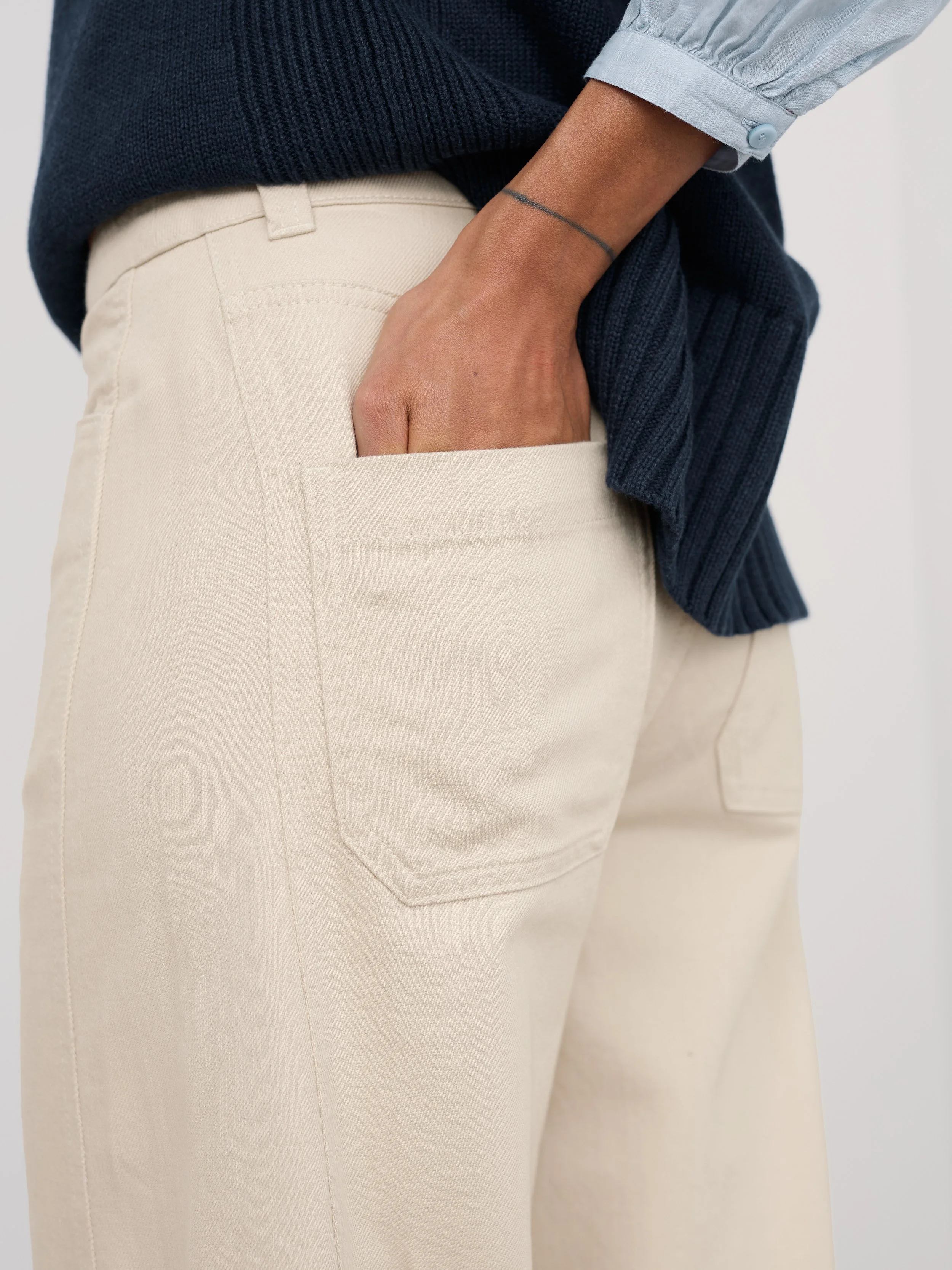 Seasalt-Gwenver Jean - Limestone - CottonWool (3).jpg