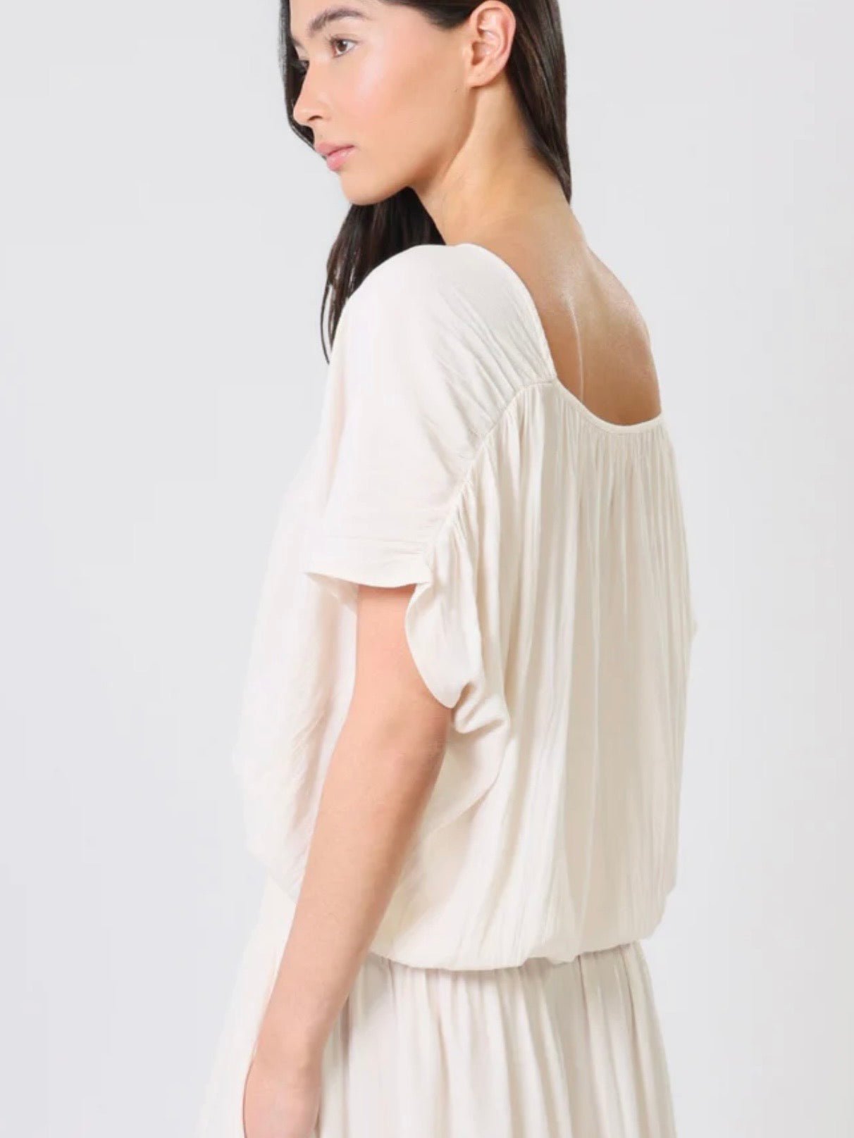 Traffic-People-Whispers-Top-Cream-CottonWool