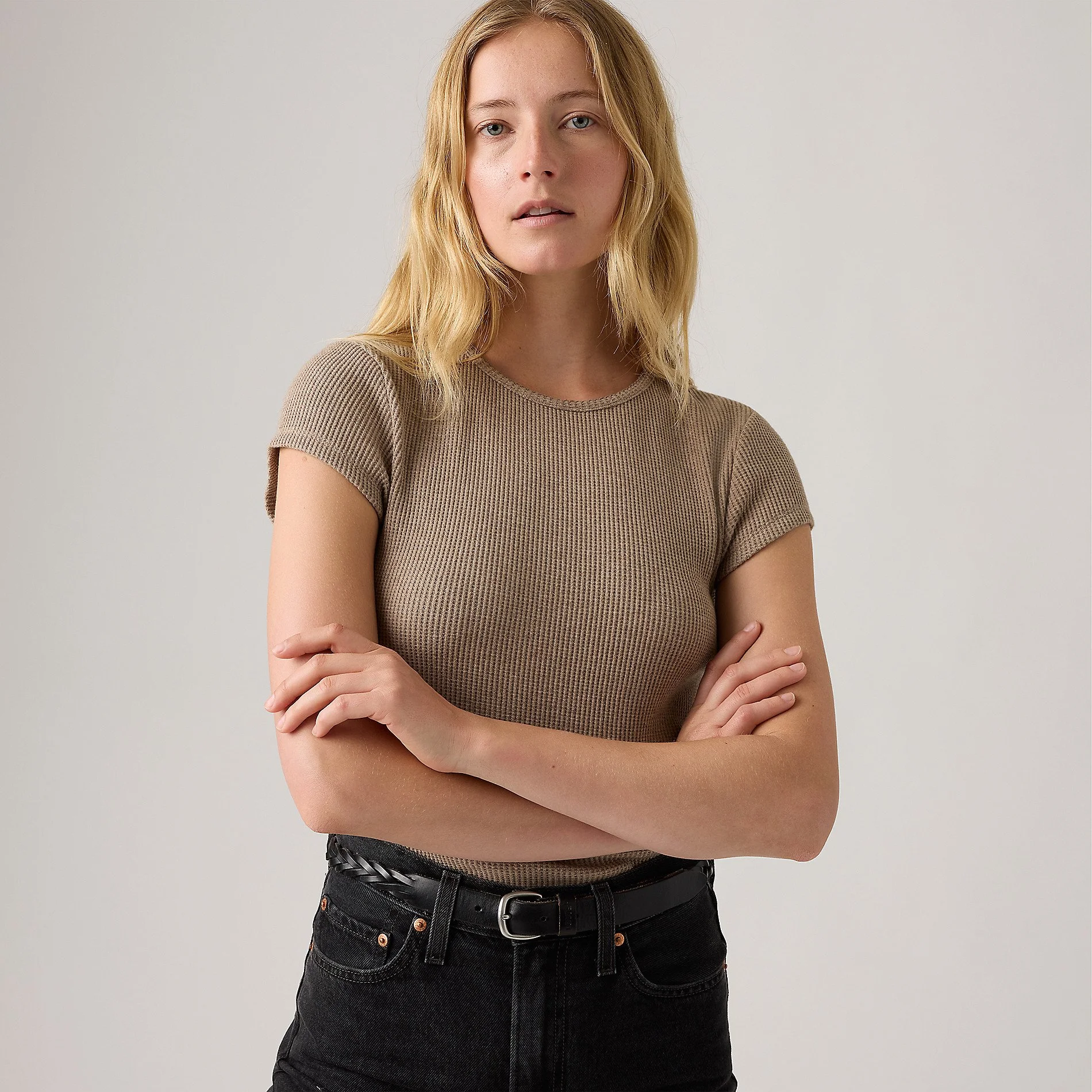 Levi's-Dry-Goods-Waffle-Tee-Taupe-CottonWool