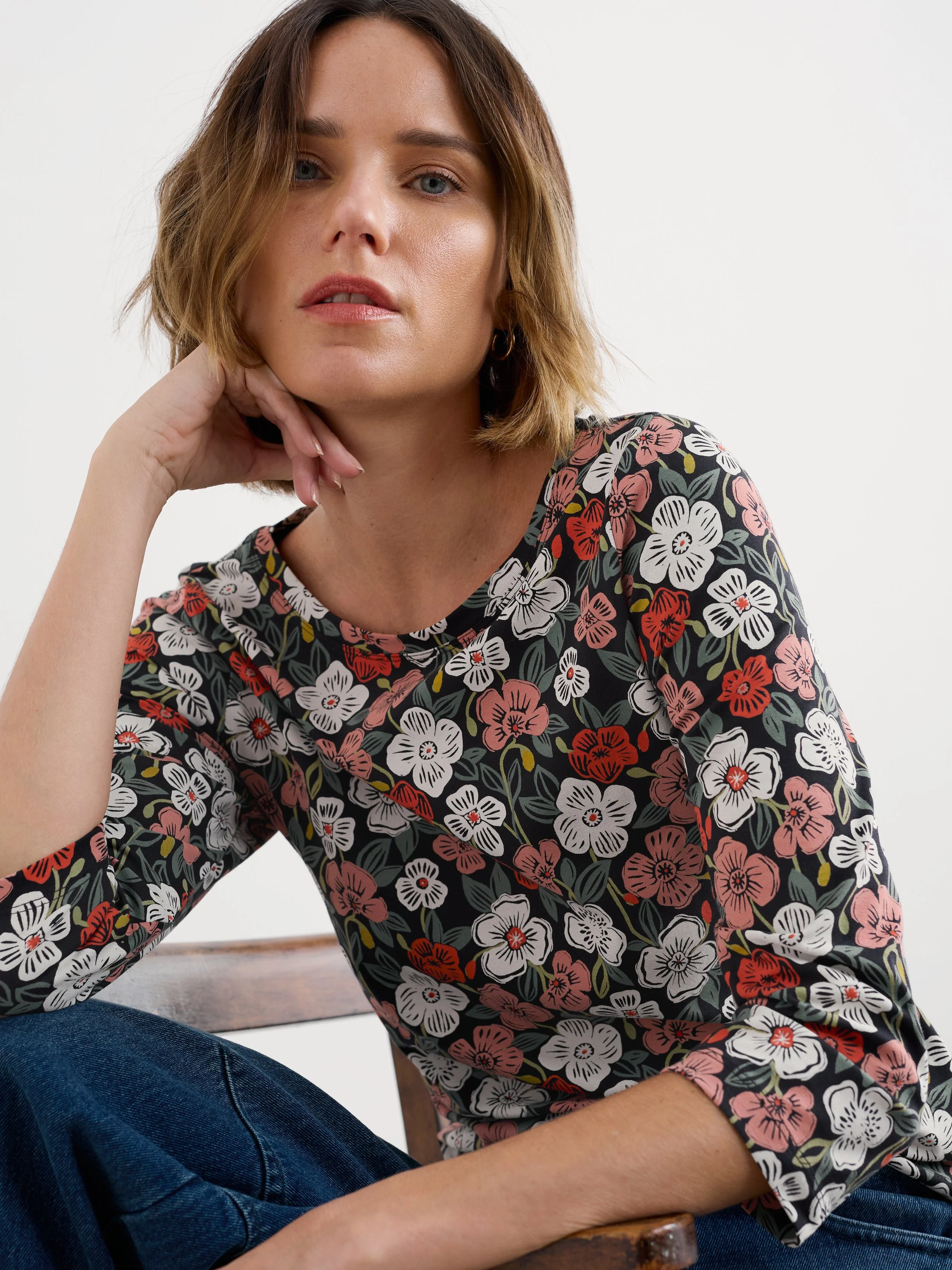 Seasalt-34 Easel Top - Floral Tumble Onyx - CottonWool (5).jpg