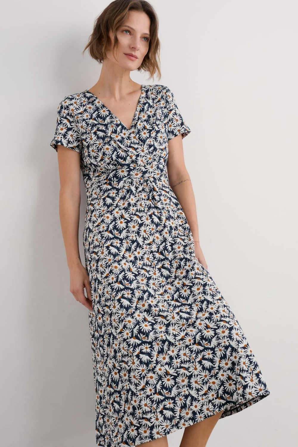 Seasalt-Chapelle-Dress-Scatter-Daisy-Maritime-CottonWool