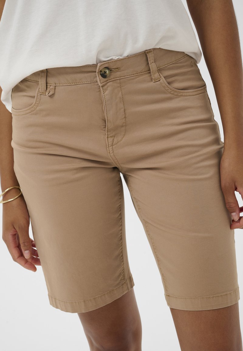 Cream-Clothing-Berta-Shorts-Amphora-CottonWool. (4).jpg