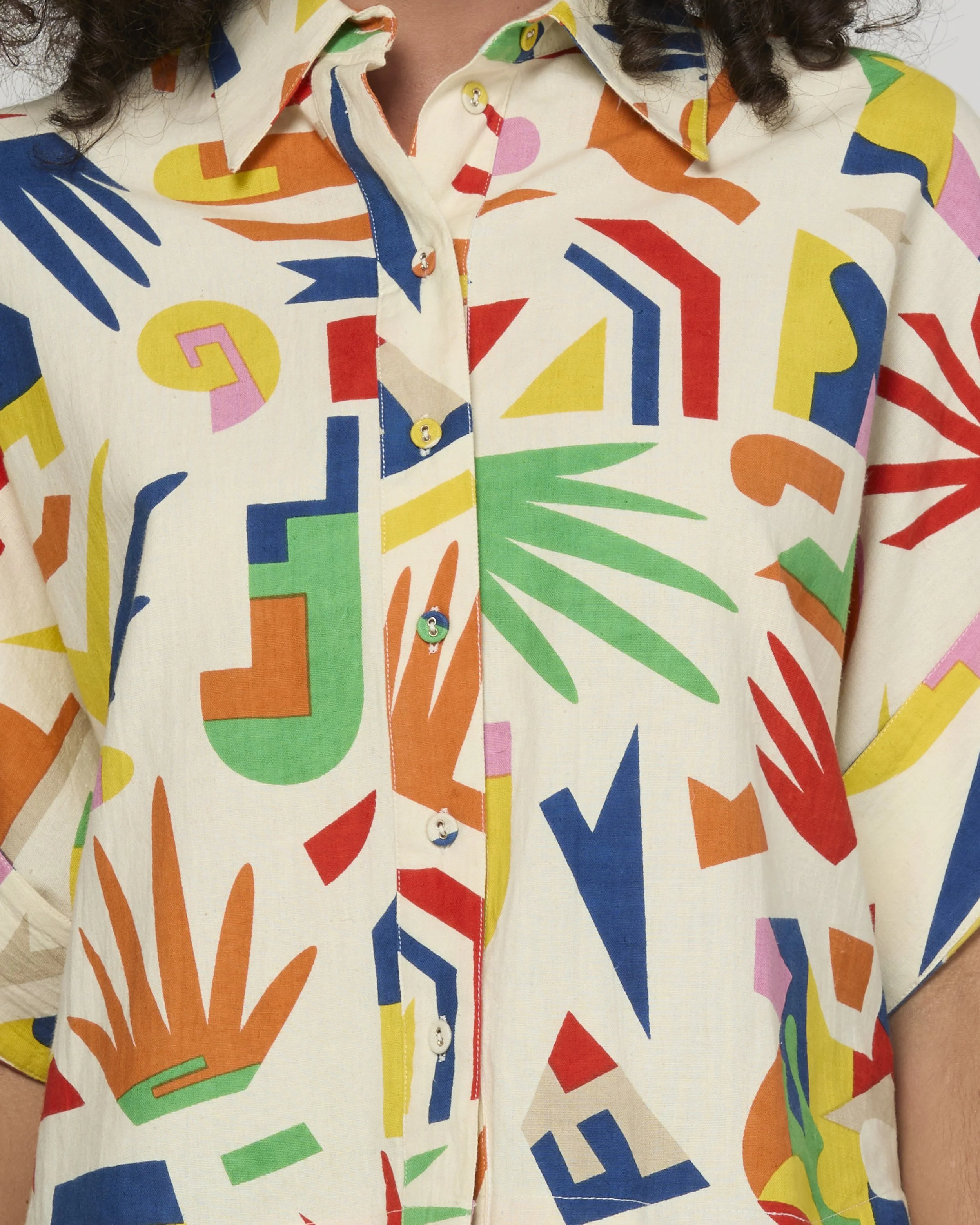 BOOM-SHANKAR-S26-Maui-Shirt-Shapes-CottonWool (1).jpg