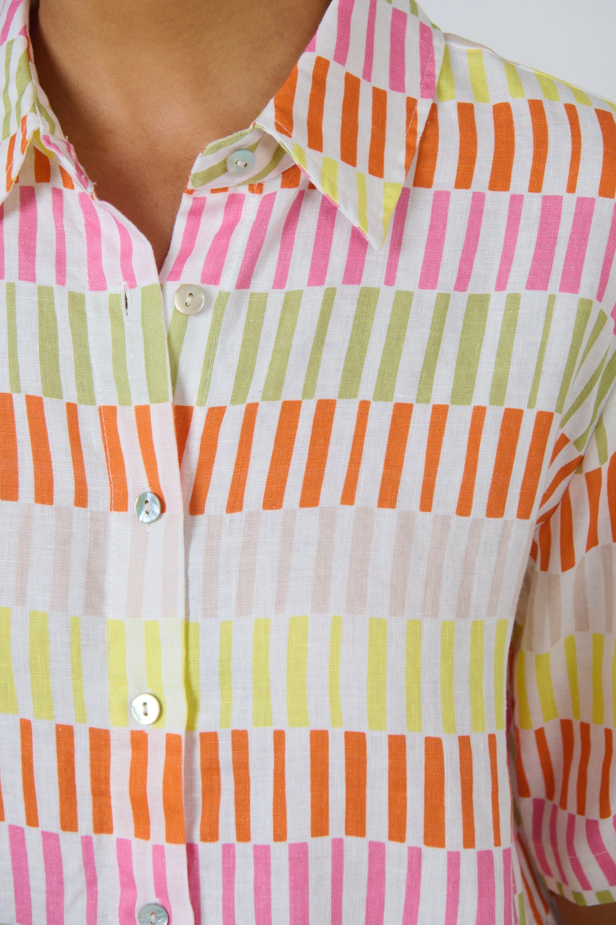 Enveloppe-Julienne-Linen-Shirt-CottonWool (2).jpg