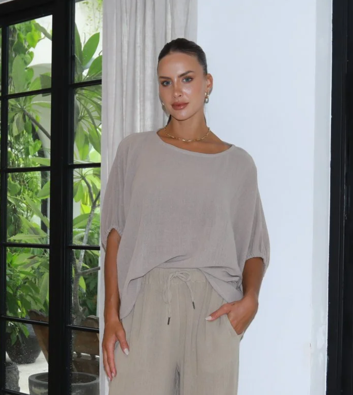 Carbon-Lucie-Slouch-Top-Cinnamon-CottonWool