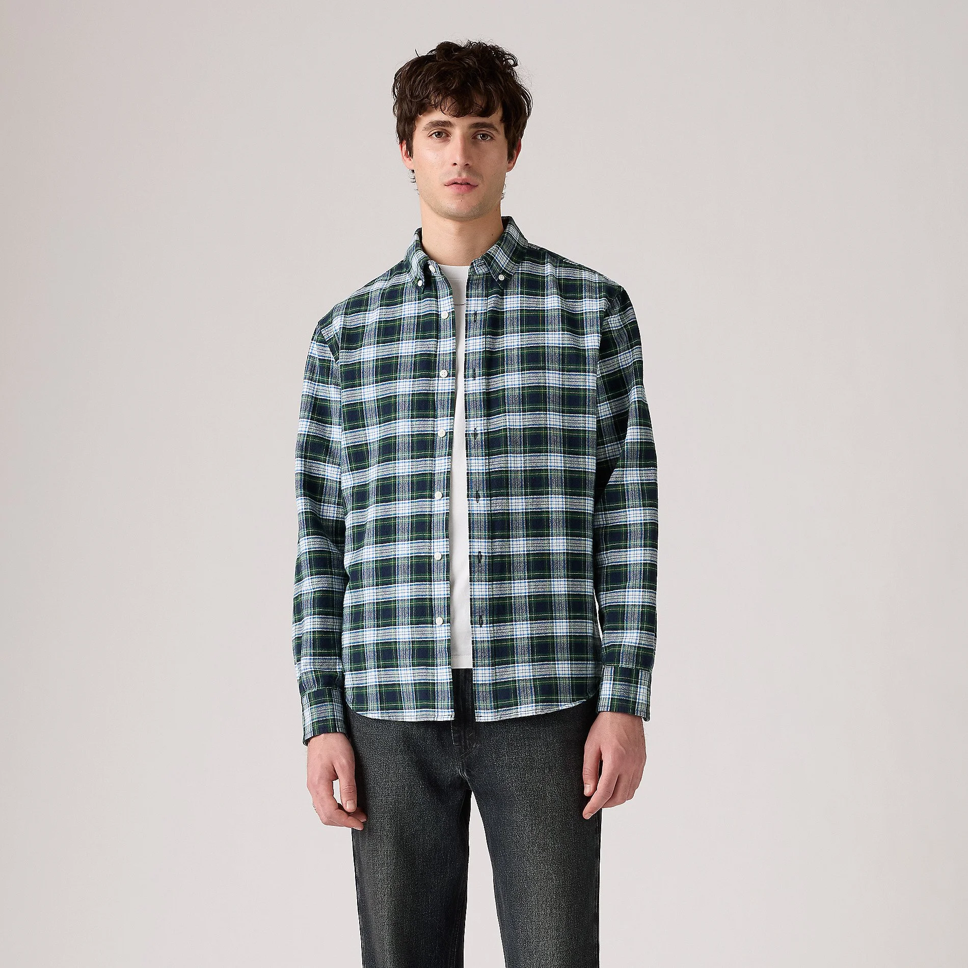 Levis-Authentic-Button-Down-A7210-0042_CottonWool (1).jpg