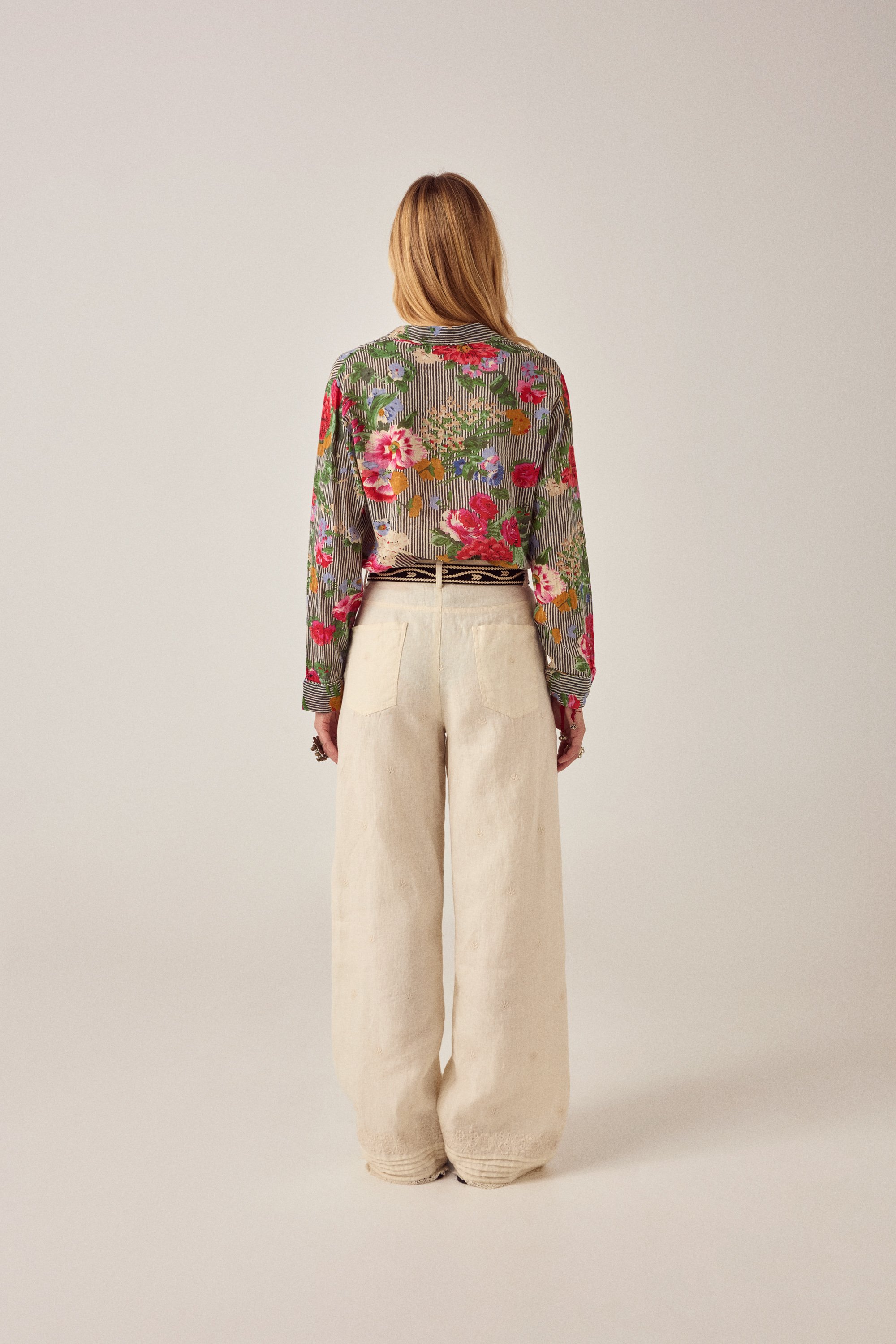 Maison-Hotel-Piti-Shirt-Hulton-Soul-Noir-CottonWool (10).jpg