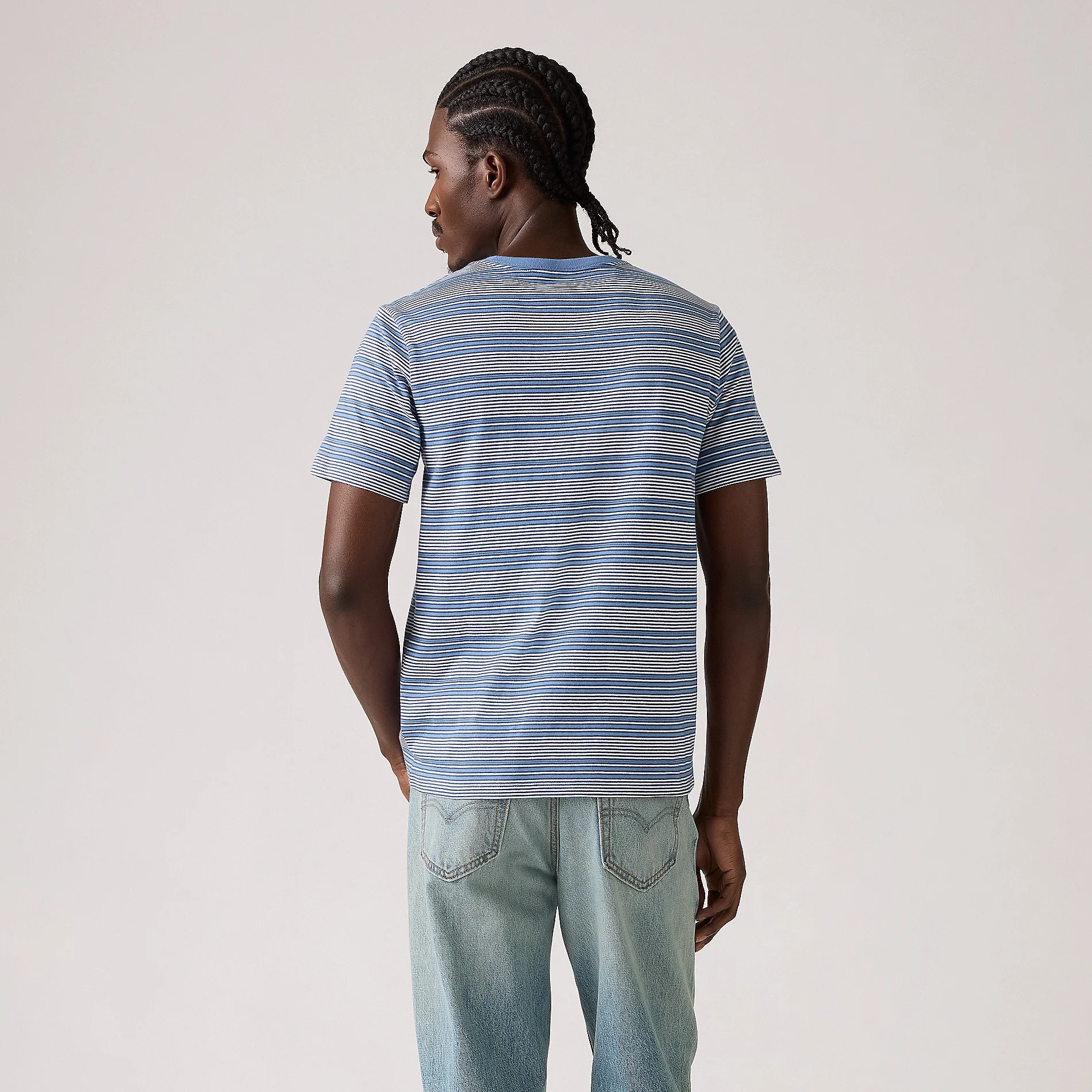 Levi's-Men's-Housemark-Tee-Stripe-Quiet-Harbour-CottonWool (4).jpg
