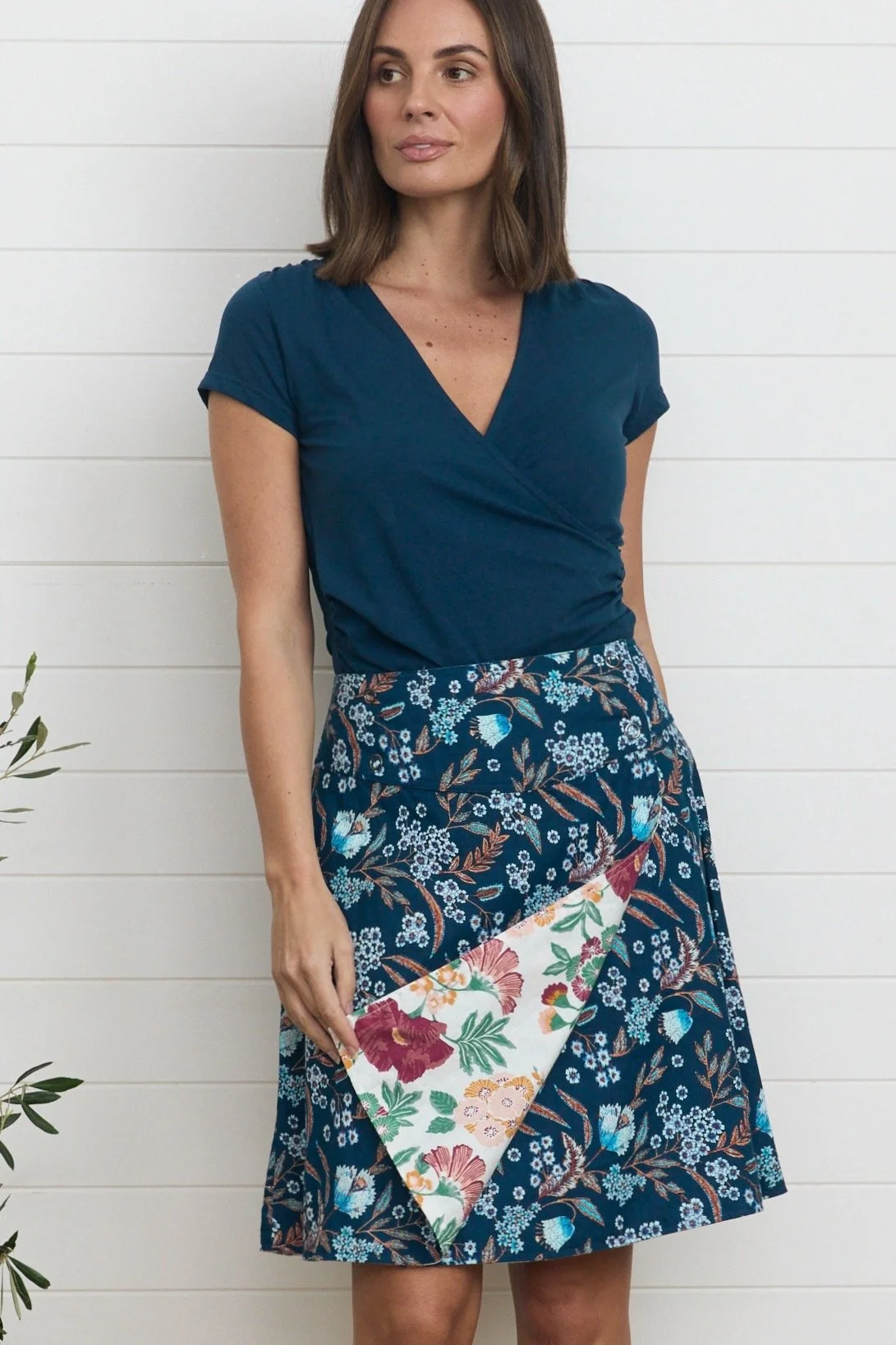 Mahashe-Chameleon-Reversible-Skirt-CottonWool
