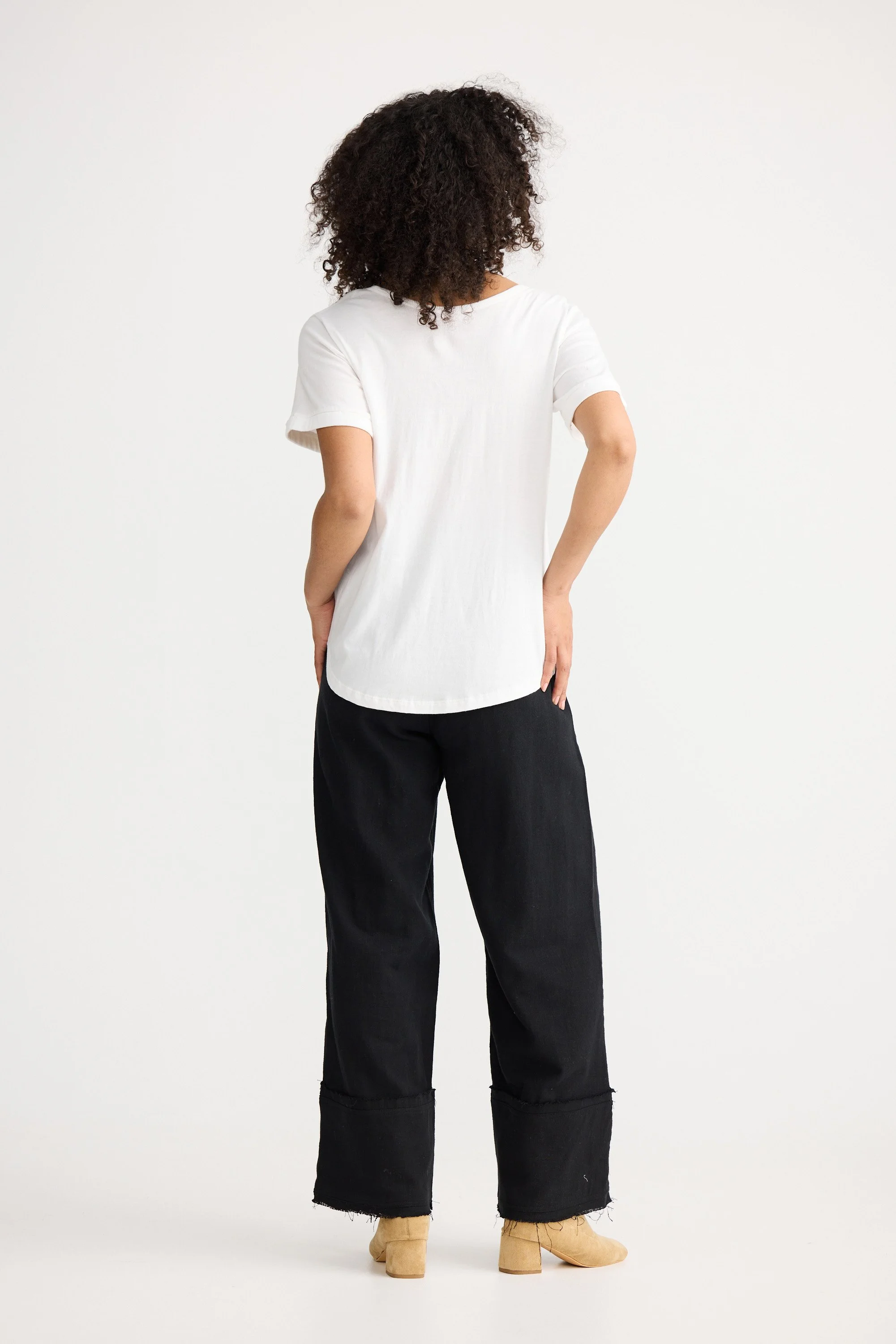 Shanty-SH26057-1_Kasai Short Sleeve Tee_Ivory_CottonWool (3).jpg