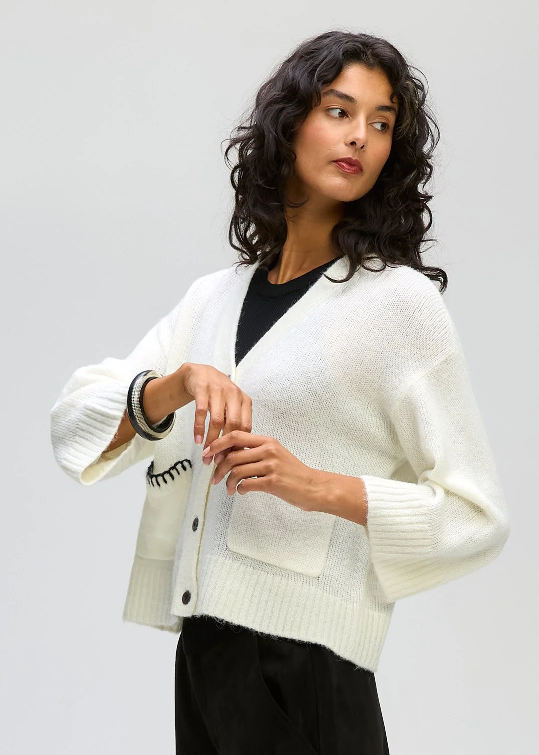 LD-and-Co-Boxy-Detail-Cardi-LC8177 WINTER WHITE-CottonWool (5).jpg